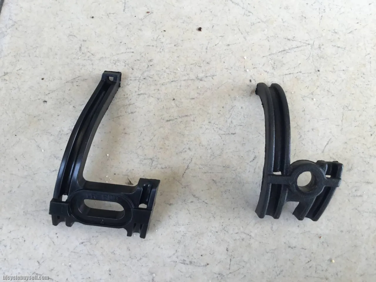 Frame Under Cable Bracket Carbon/Alloy â€” free courier