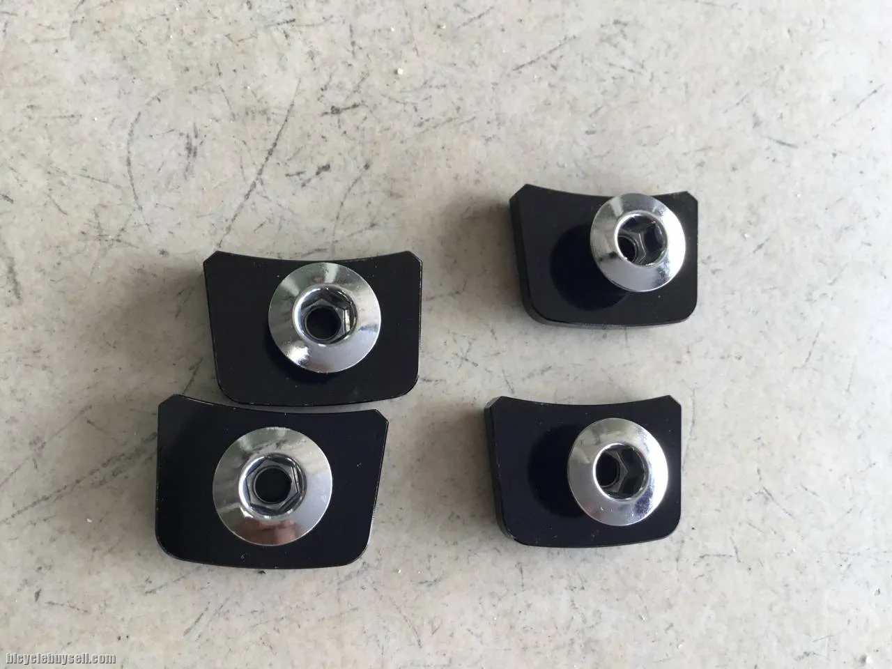 Crank Rotor Cap+Bolt  â€” free courier