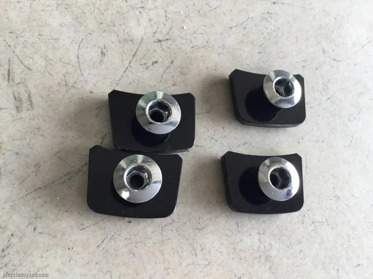 Crank Rotor Cap+Bolt  â€” free courier