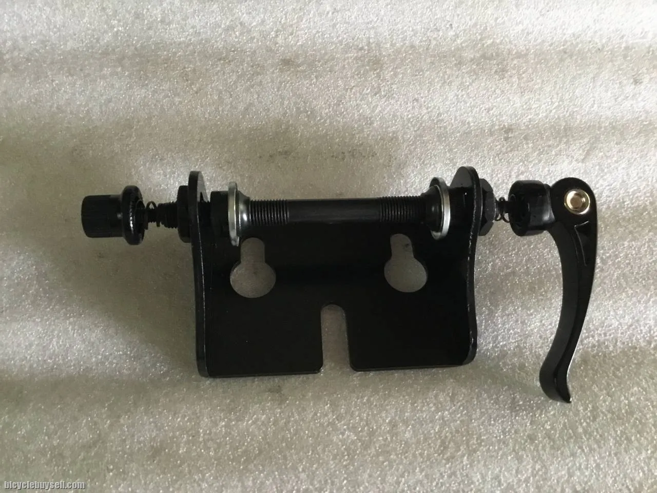 Hilux Truck Bicycle Bracket   @ free pos