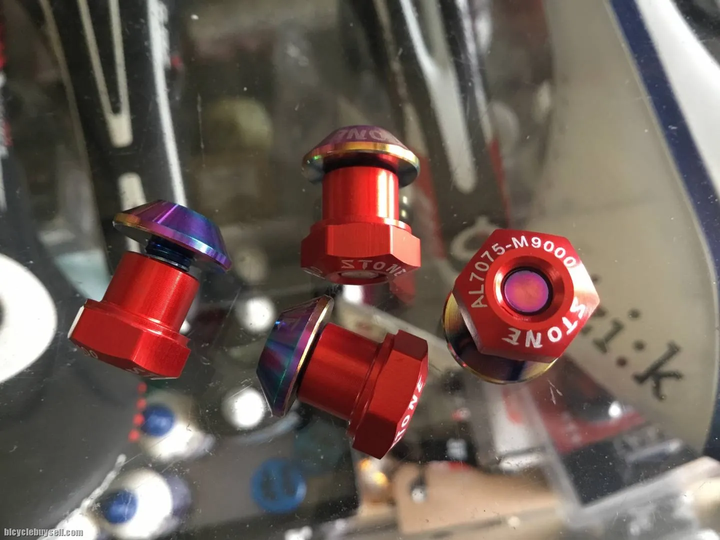 Stone M9000 Crank Titanium Bolt (free pos w.m)