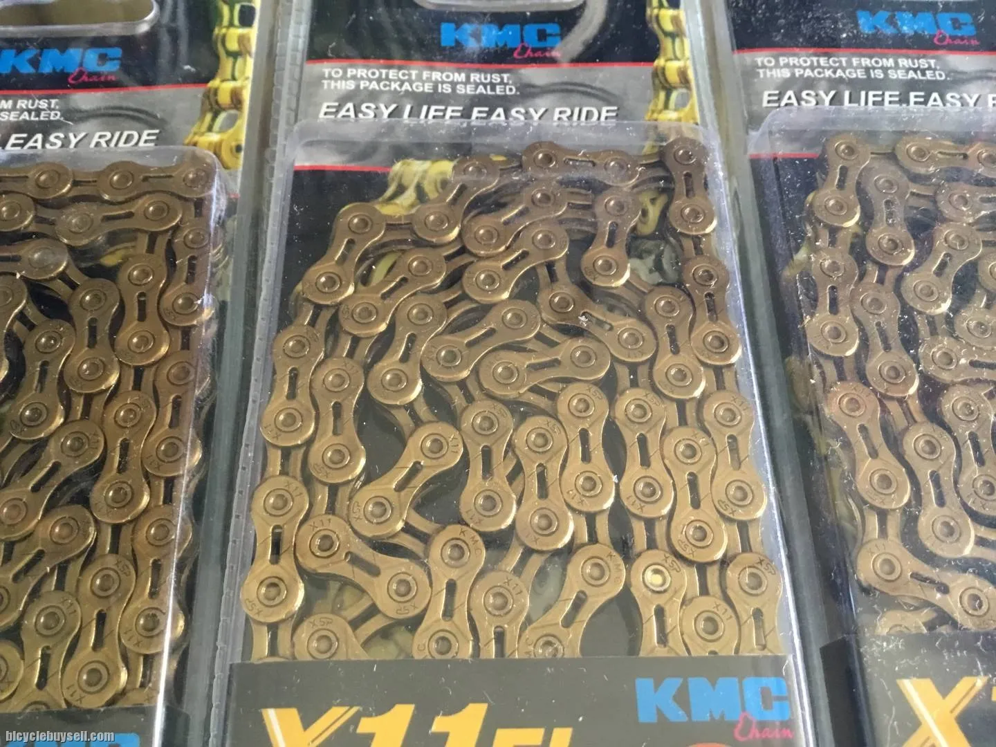 KMC X11EL Gold Hollow Chain (free pos w.m)