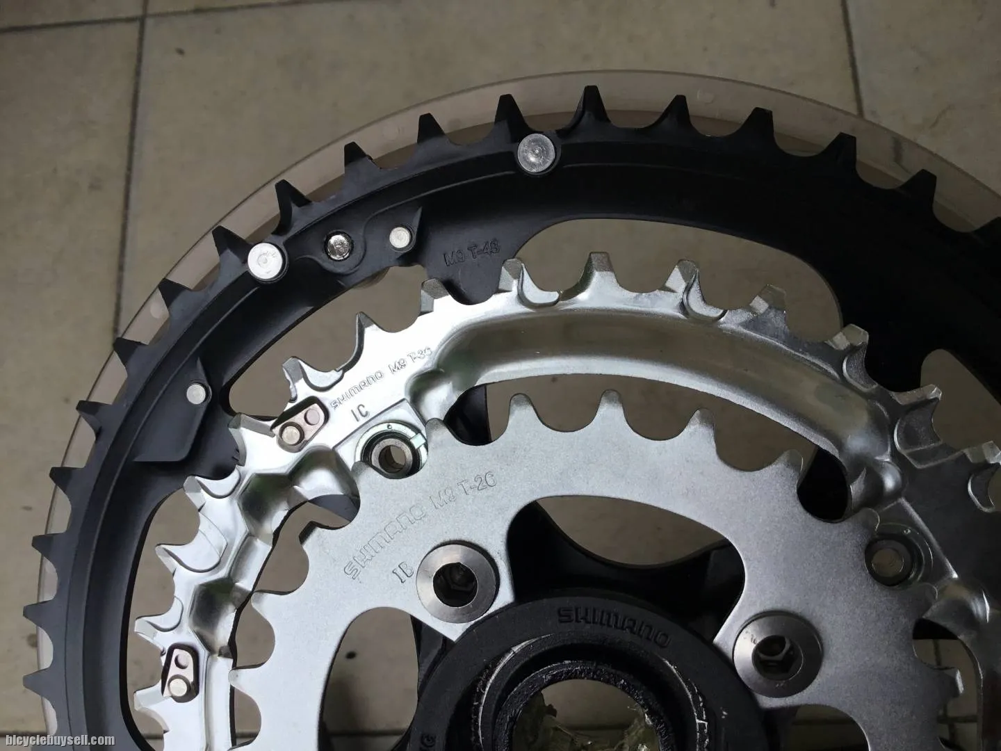 Shimano Octalink Hollow Crankset With BB  (26-36-48T) -  free courier