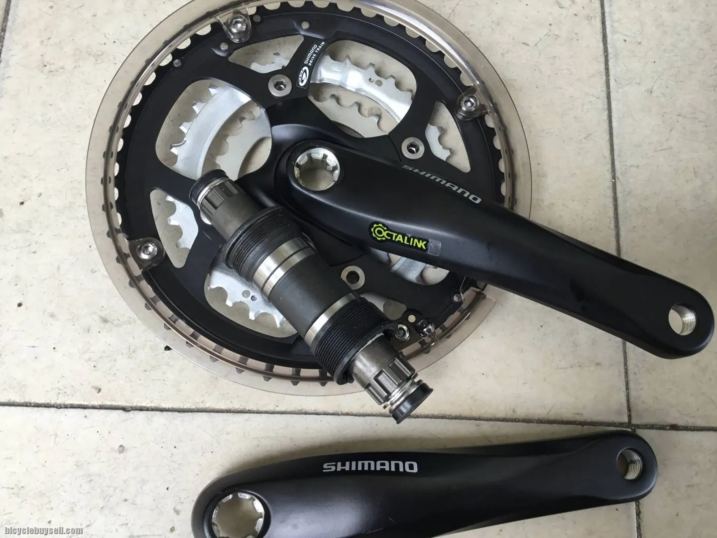 Shimano Octalink Hollow Crankset With BB  (26-36-48T) -  free courier