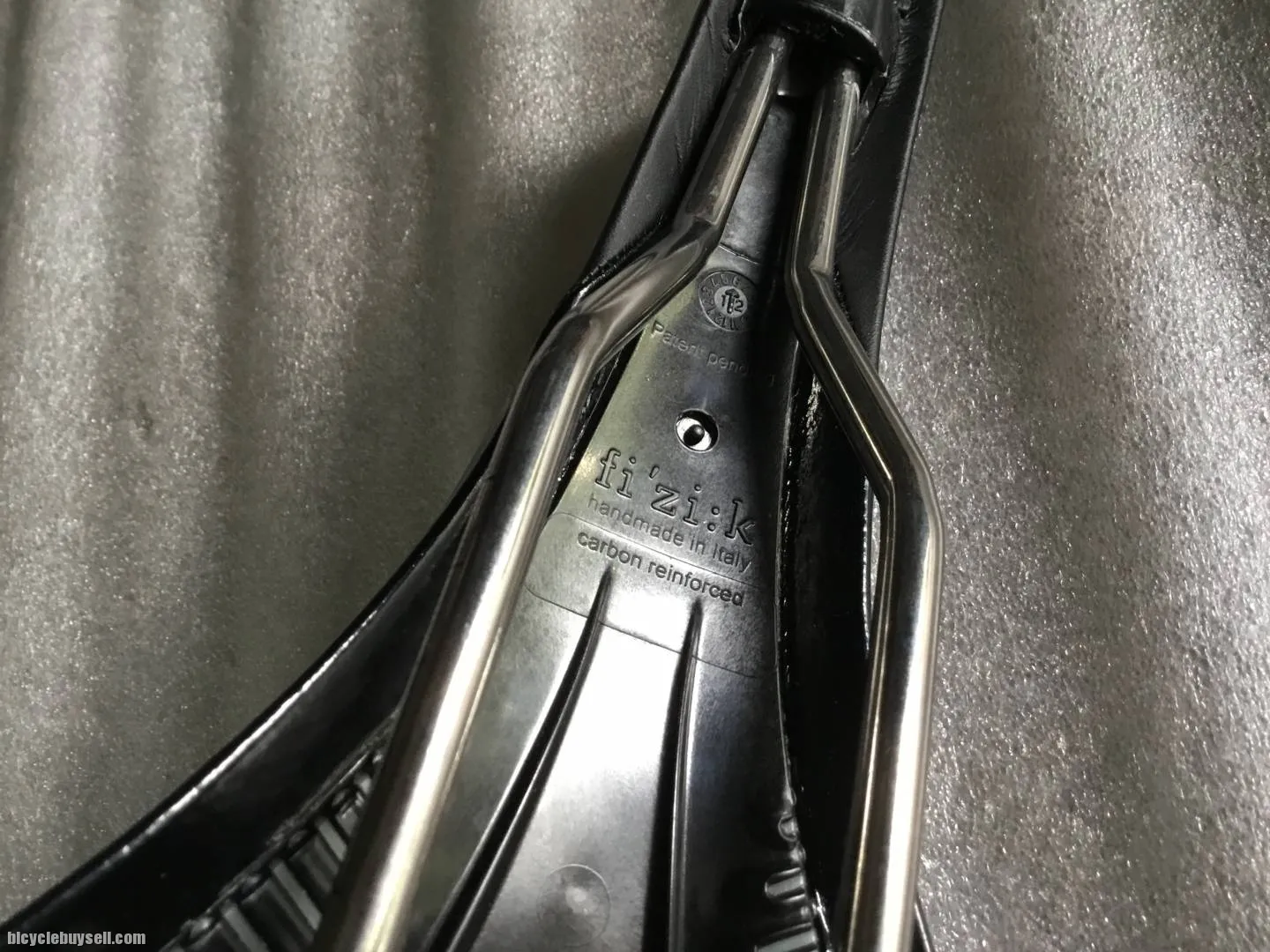 Fizik Gobi XM Kium Rail | Handmade in Italy @ free pos