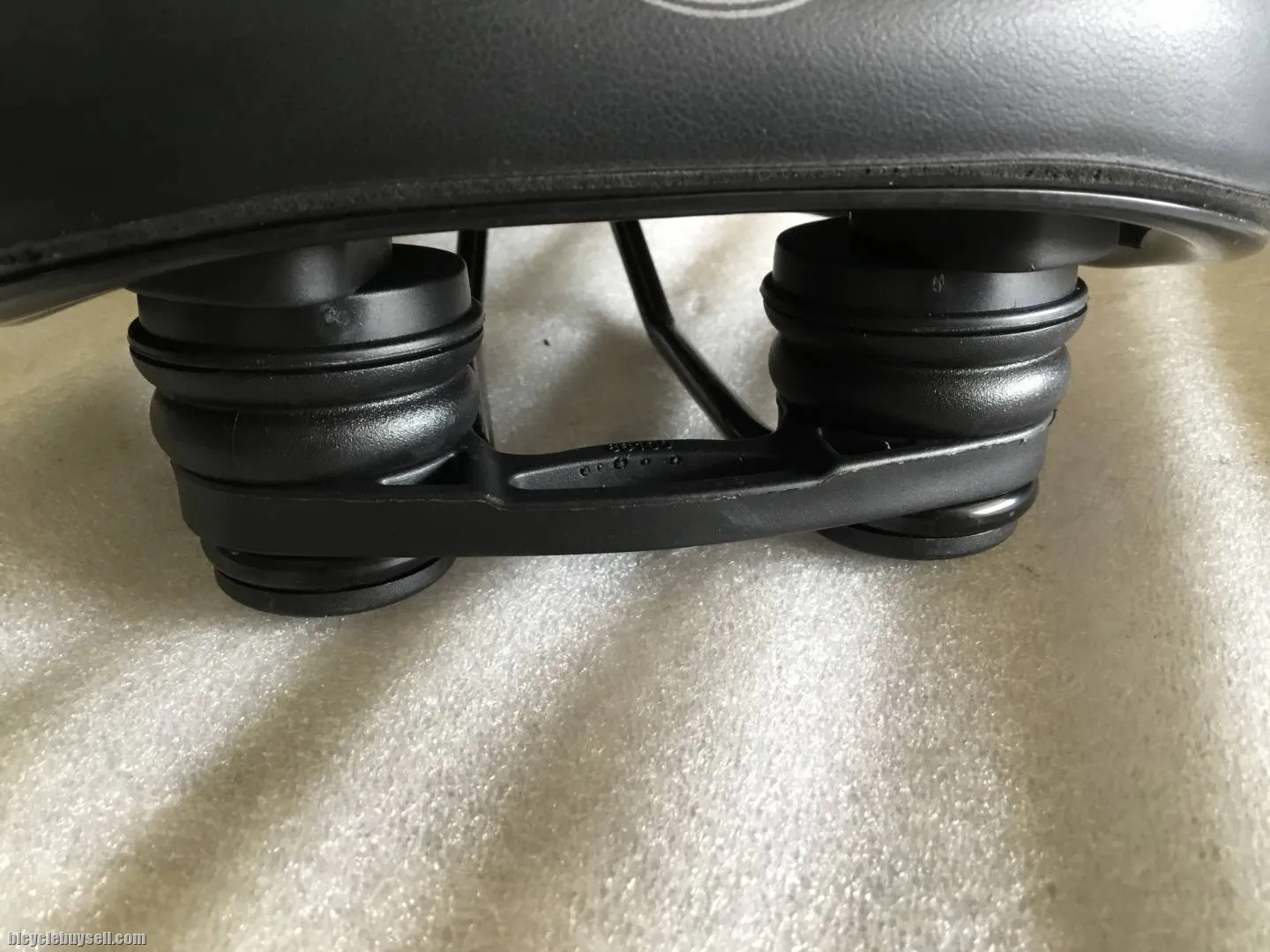 Bell Comfort Soft Hollow Technology Saddles @ free pos