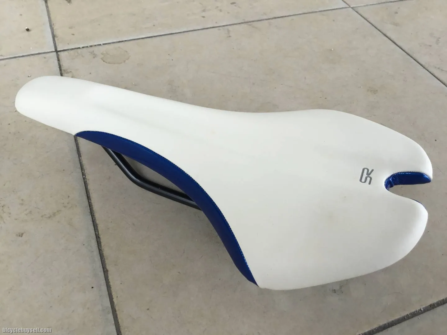 Selle Royal Seta Performance Saddles -- free courier