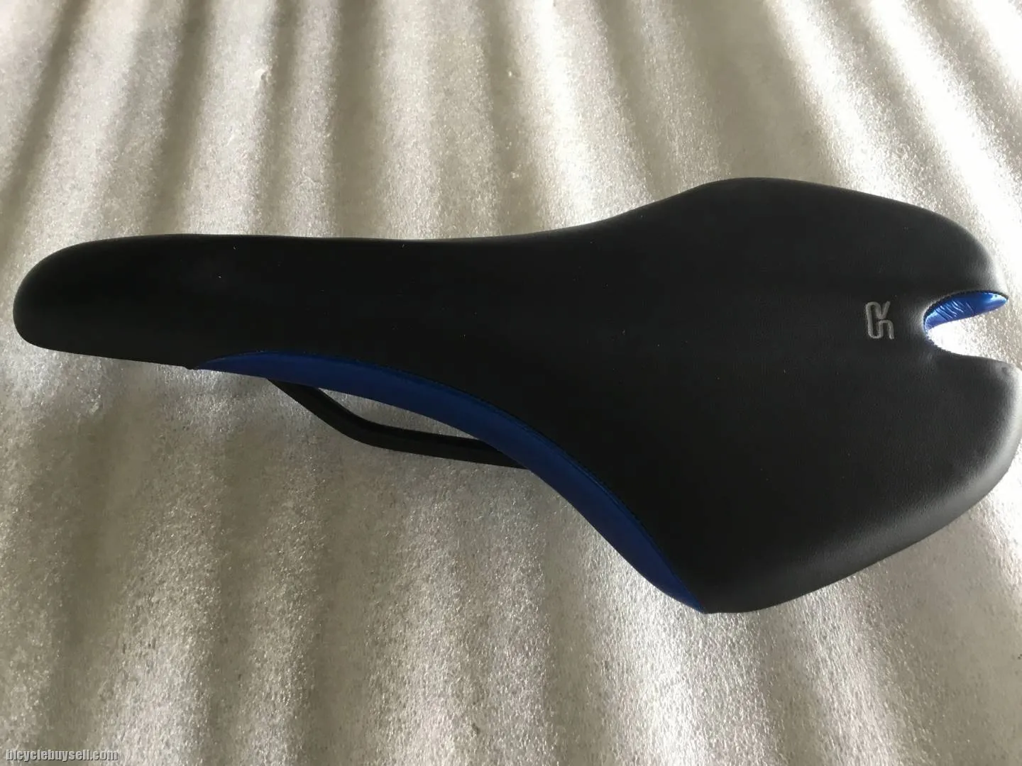 Selle Royal Seta Aero Dynamic  @ free pos