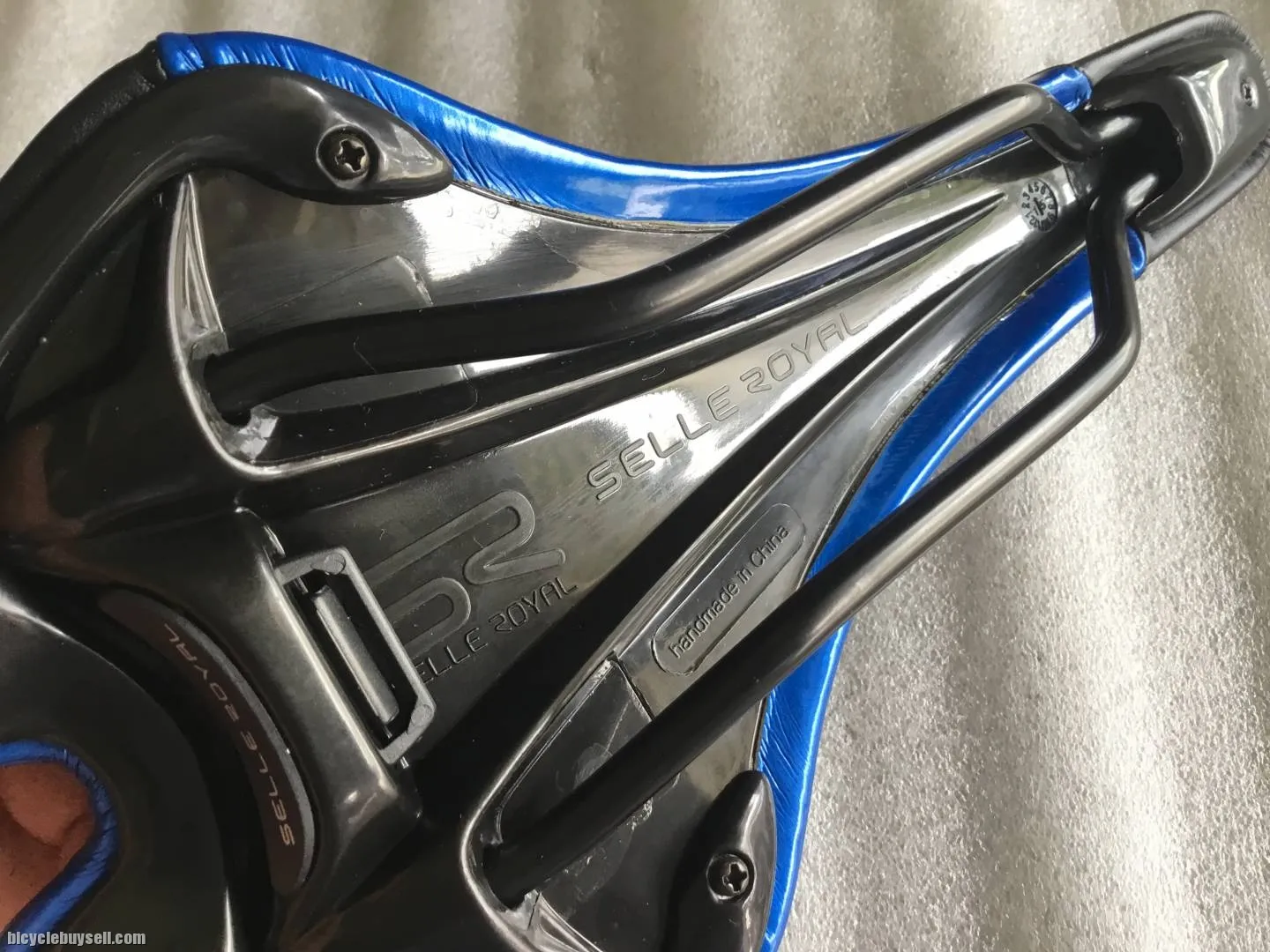 Selle Royal Seta Aero Dynamic  @ free pos
