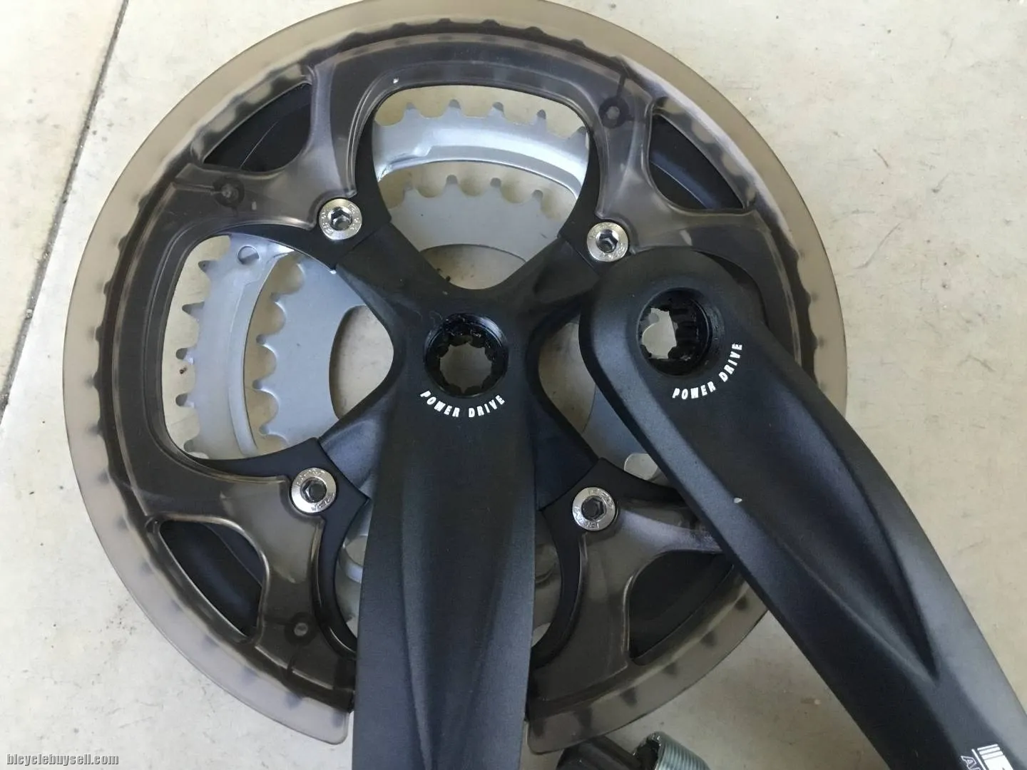 FSA Alpha Drive Seal Bearing IS Crankset With BB  (28-38-48T) -  free courier