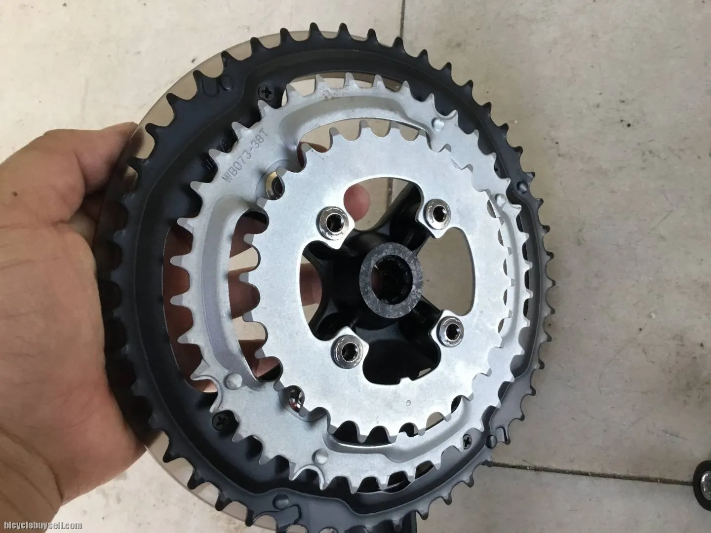 FSA Alpha Drive Seal Bearing IS Crankset With BB  (28-38-48T) -  free courier