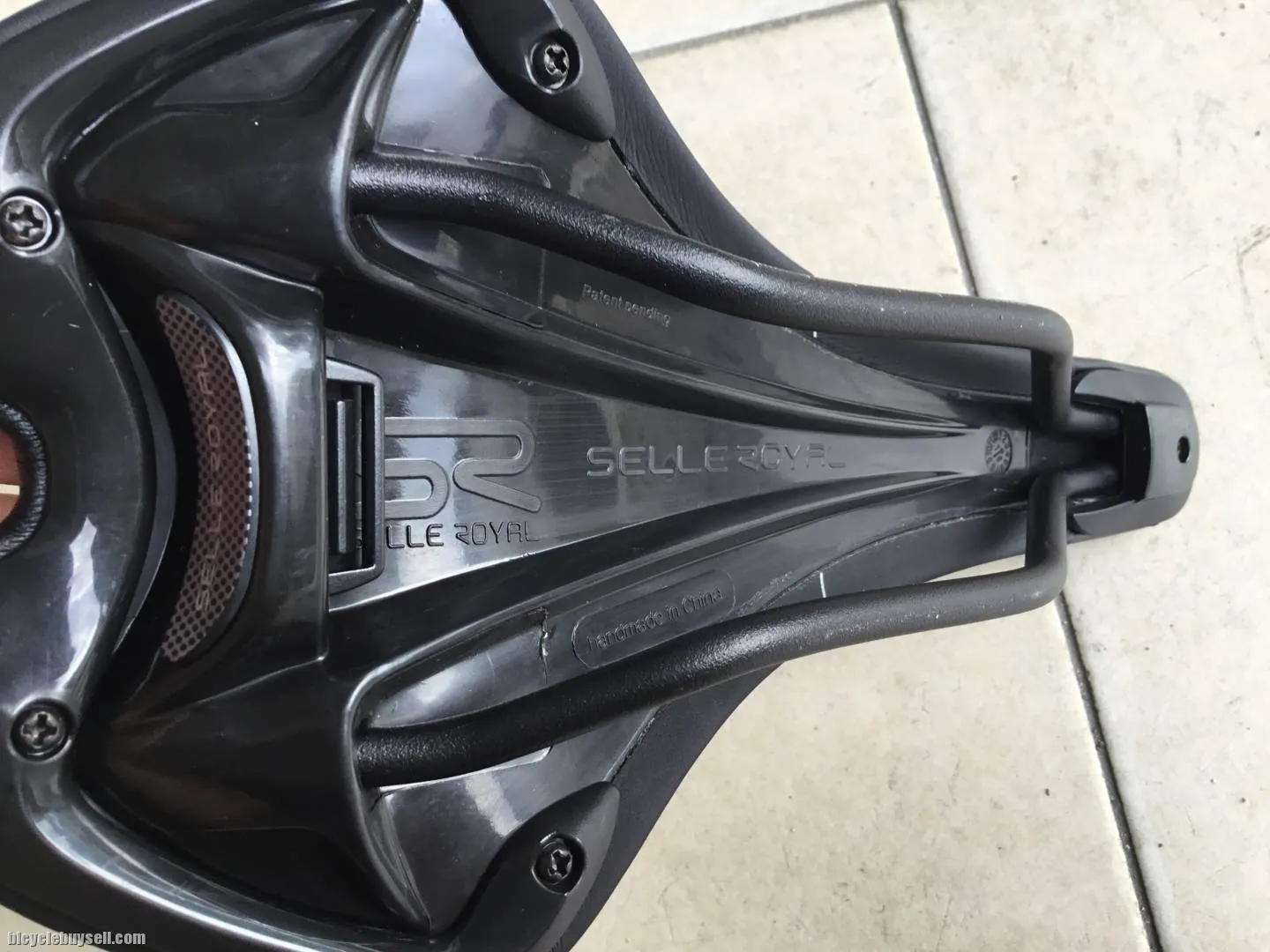 Selle Royal Seta Performance Speed For Comfort -- free courier