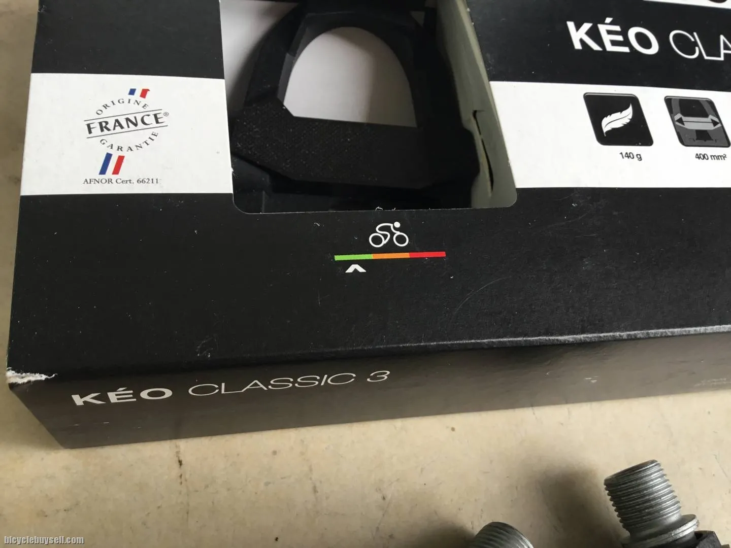 Look Keo Classic 3 Road Pedal Clip -- free Courier