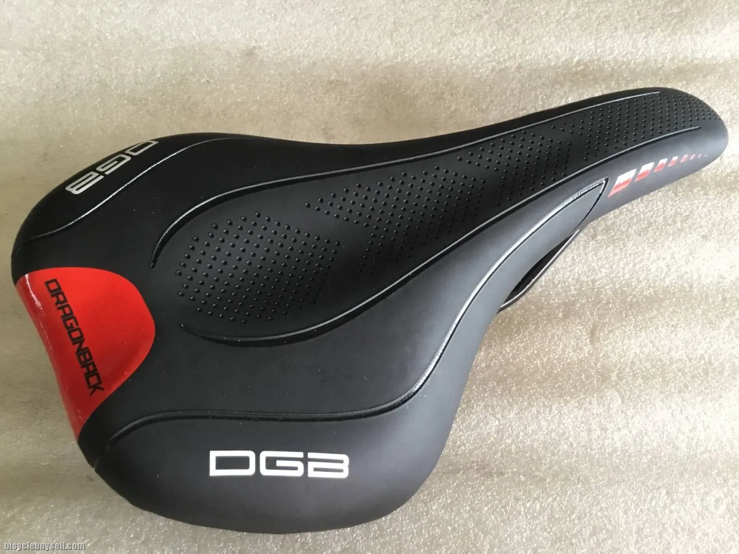 Dragonback Pro Saddles MTB/Road @ free pos