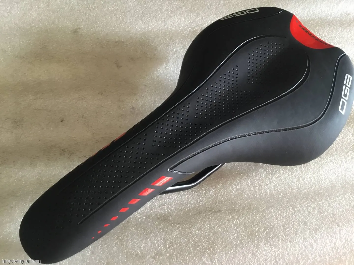 Dragonback Pro Saddles MTB/Road @ free pos