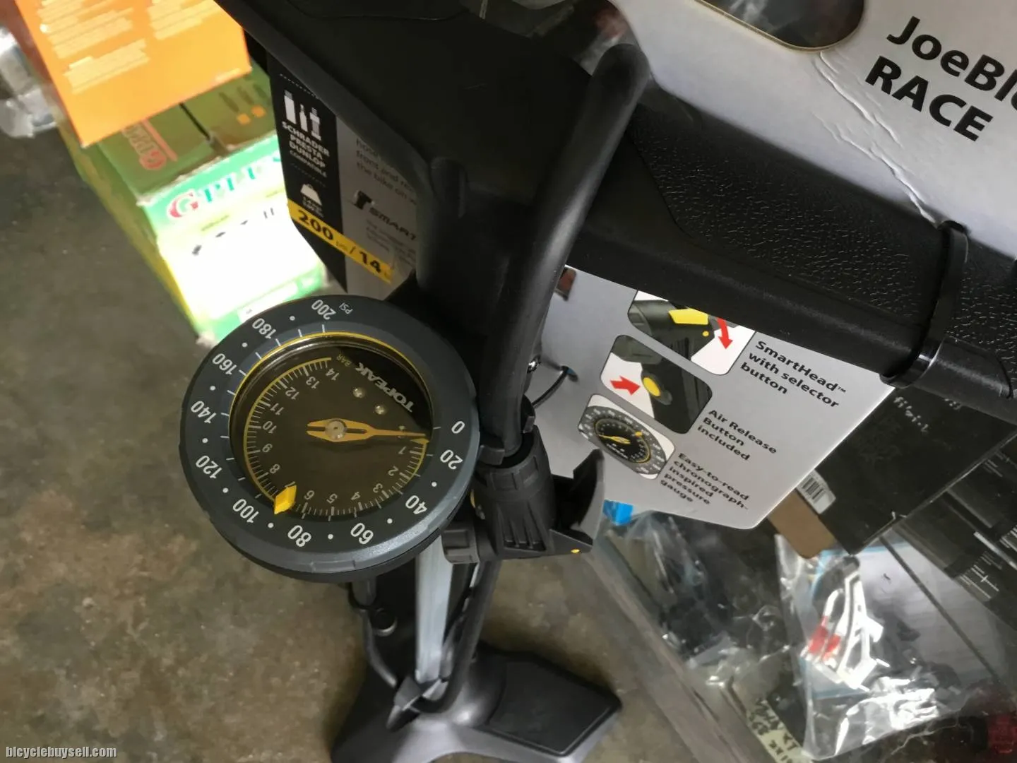 Topeak JowBlow Race 200psi / Pro Floor Pump (free pos w.m)