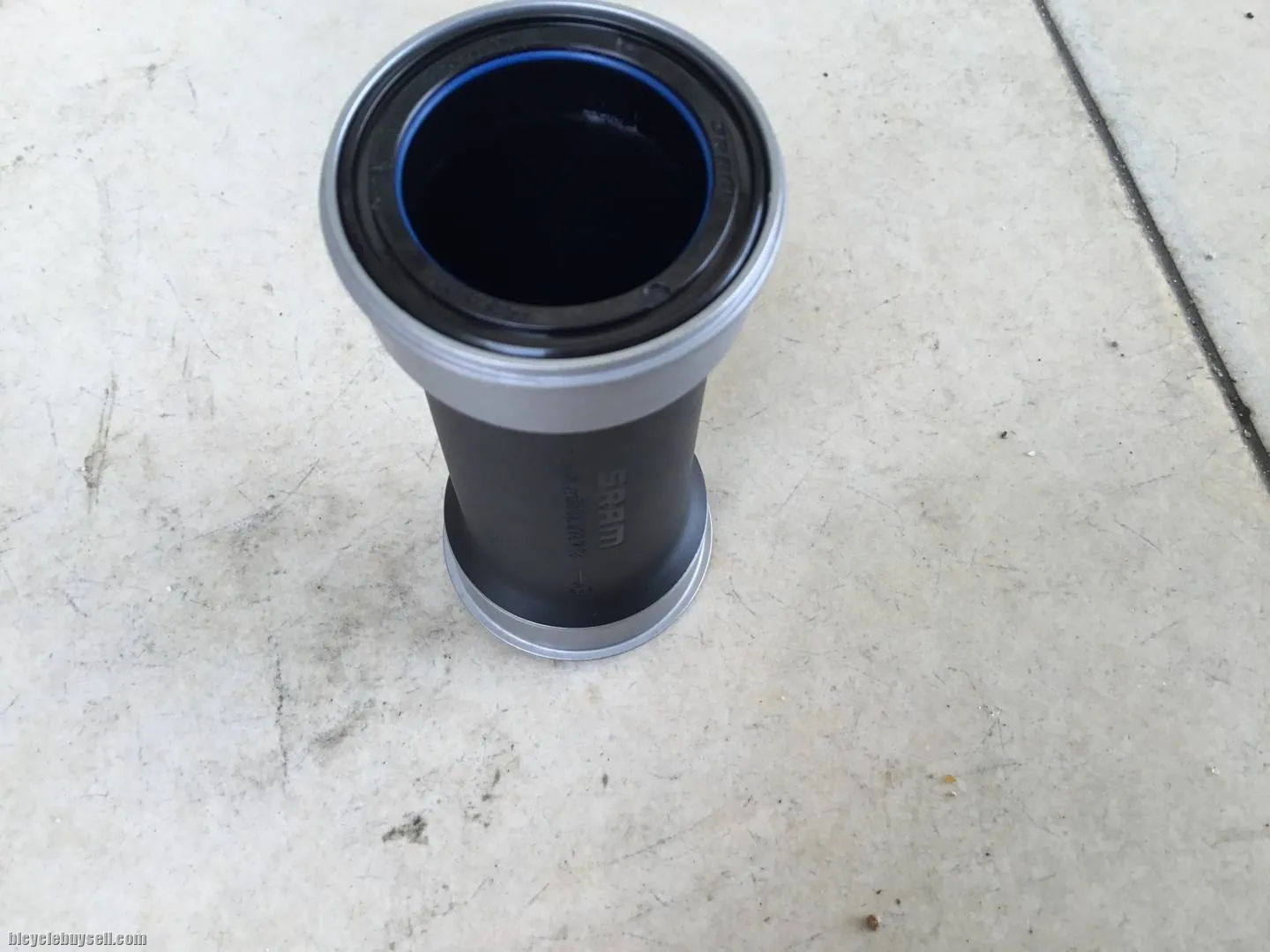 Sram DUB Pressfit BB89/92 (41mm Diameter) free courier