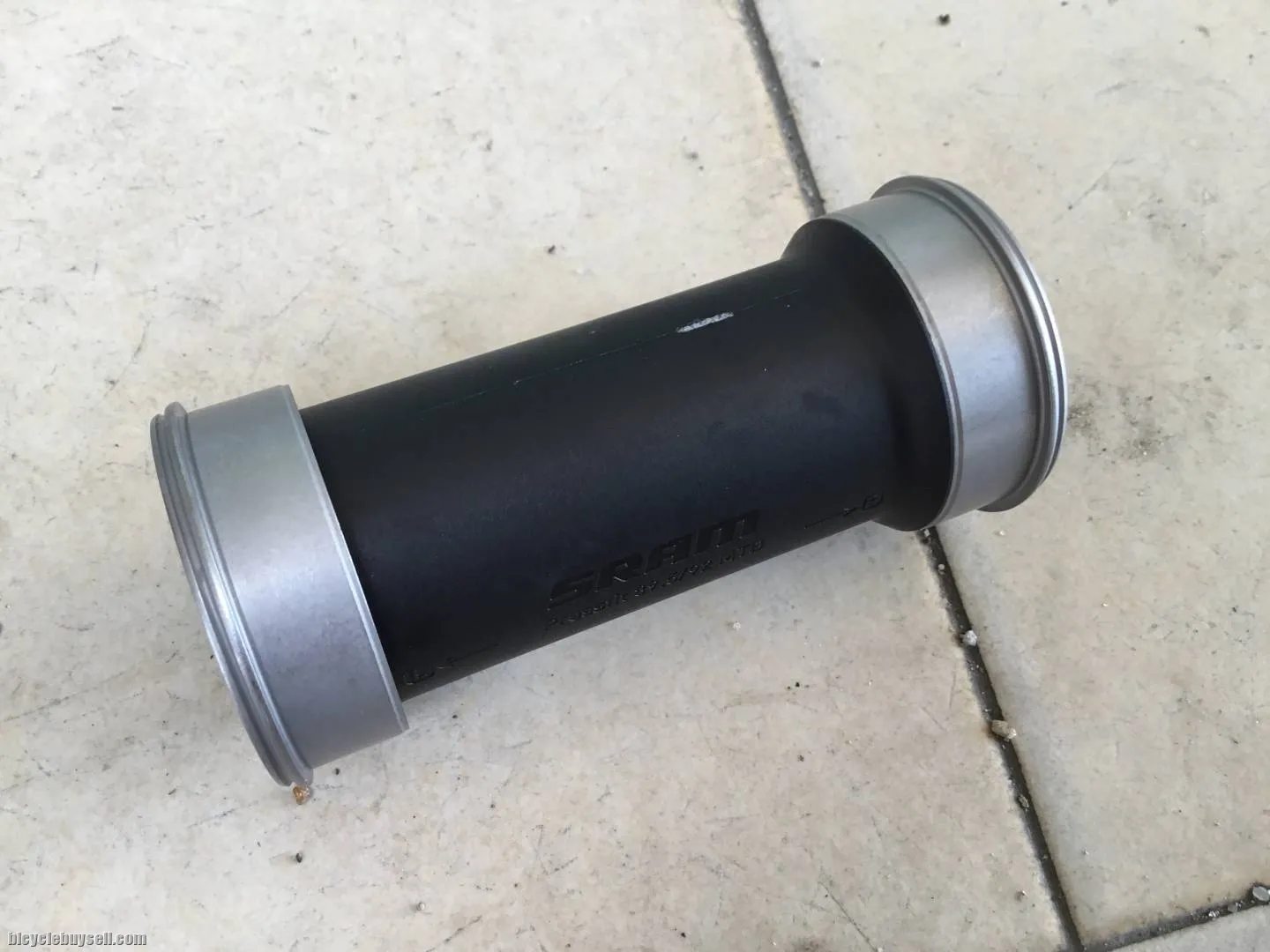 Sram DUB Pressfit BB89/92 (41mm Diameter) free courier