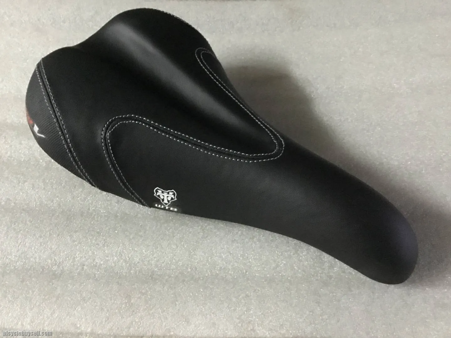 WTB Speed V Performance Saddles @ free pos