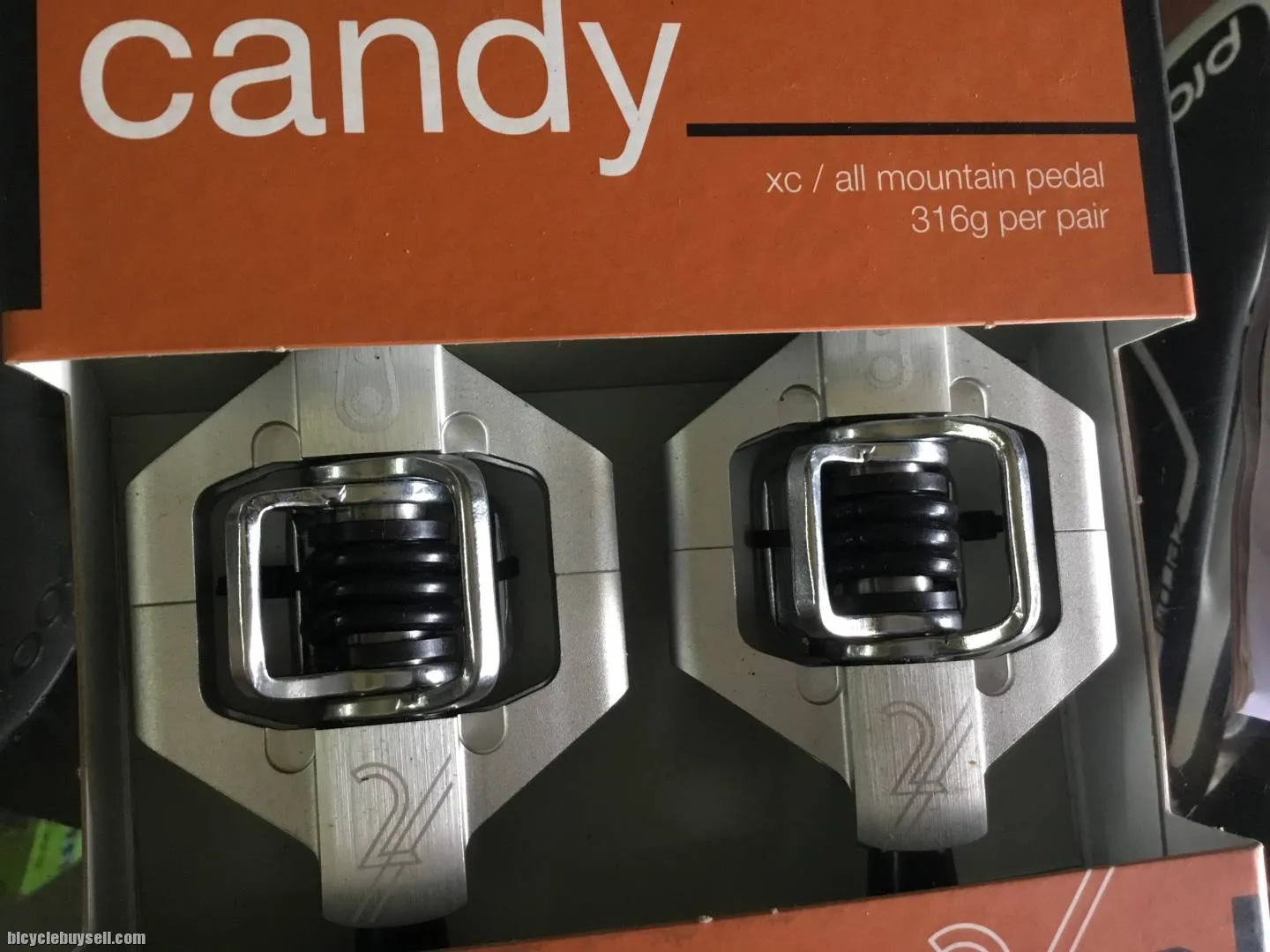 Crank Brothers Candy 2 316g (free pos w.m)