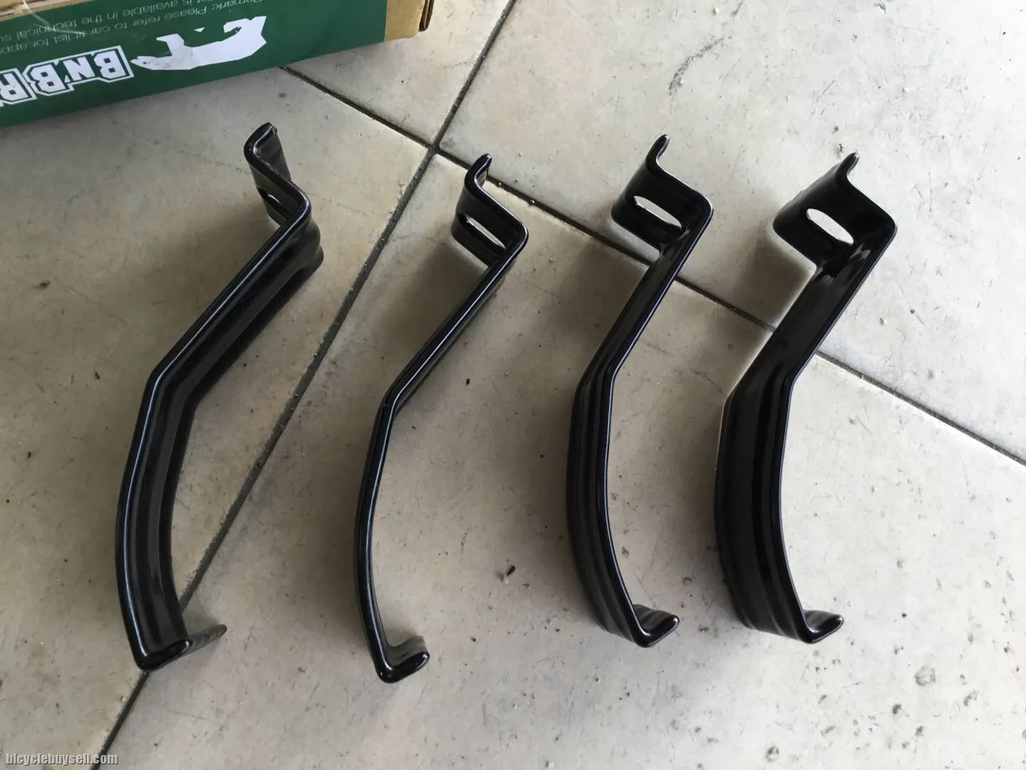 BNB AP-3918 - 4 Foot Steel Bracket Kit - free courier