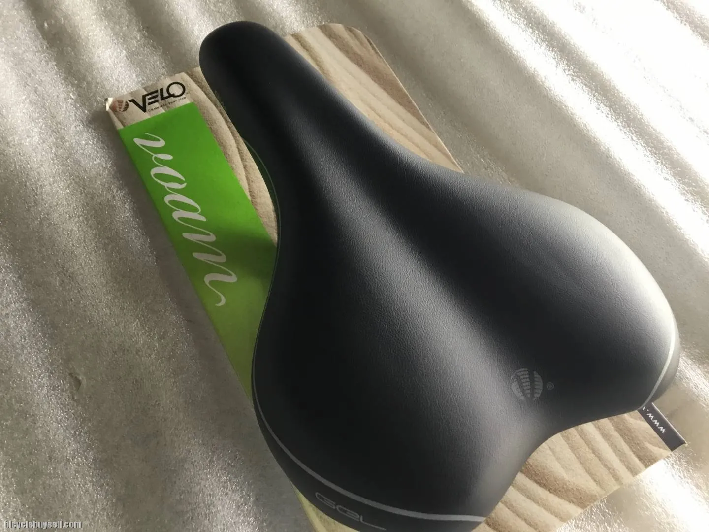 Velo Glide | Voam Series | Gel Comfort Saddles @ free pos