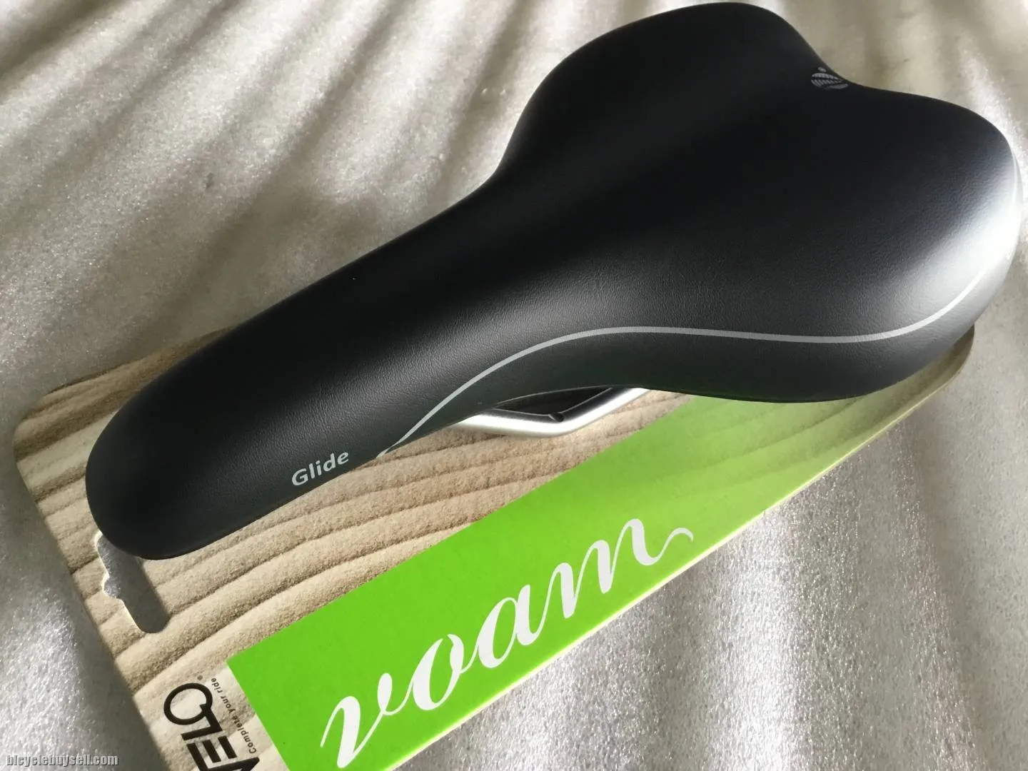 Velo Glide | Voam Series | Gel Comfort Saddles @ free pos