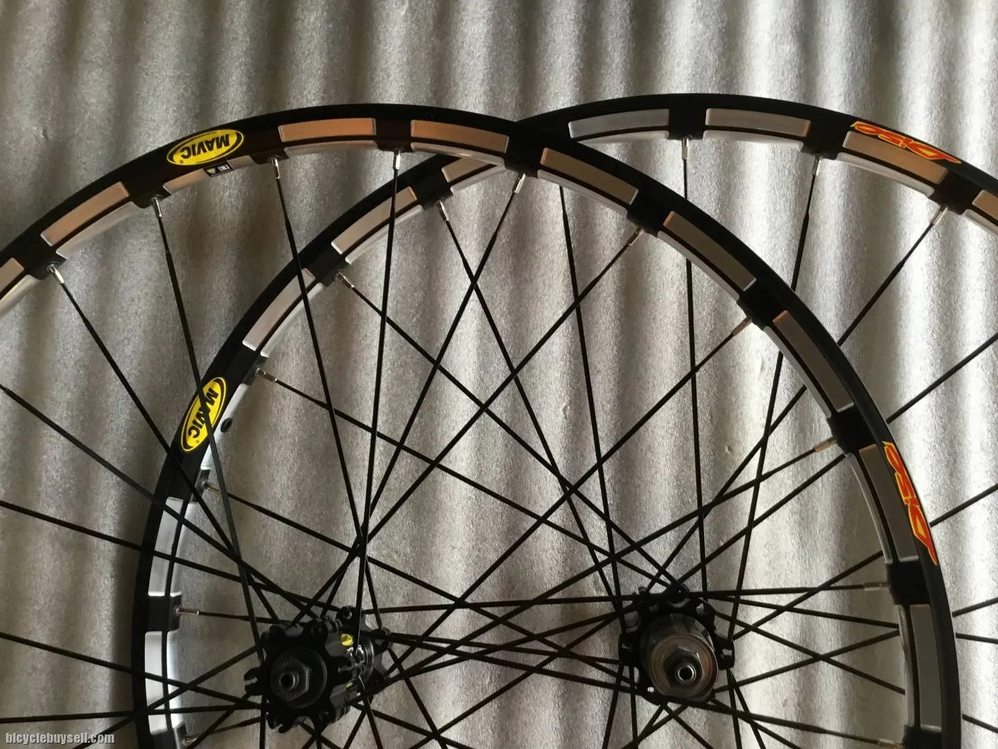 Mavic Cross Ride 27.5/650b Wheelset @ free pos