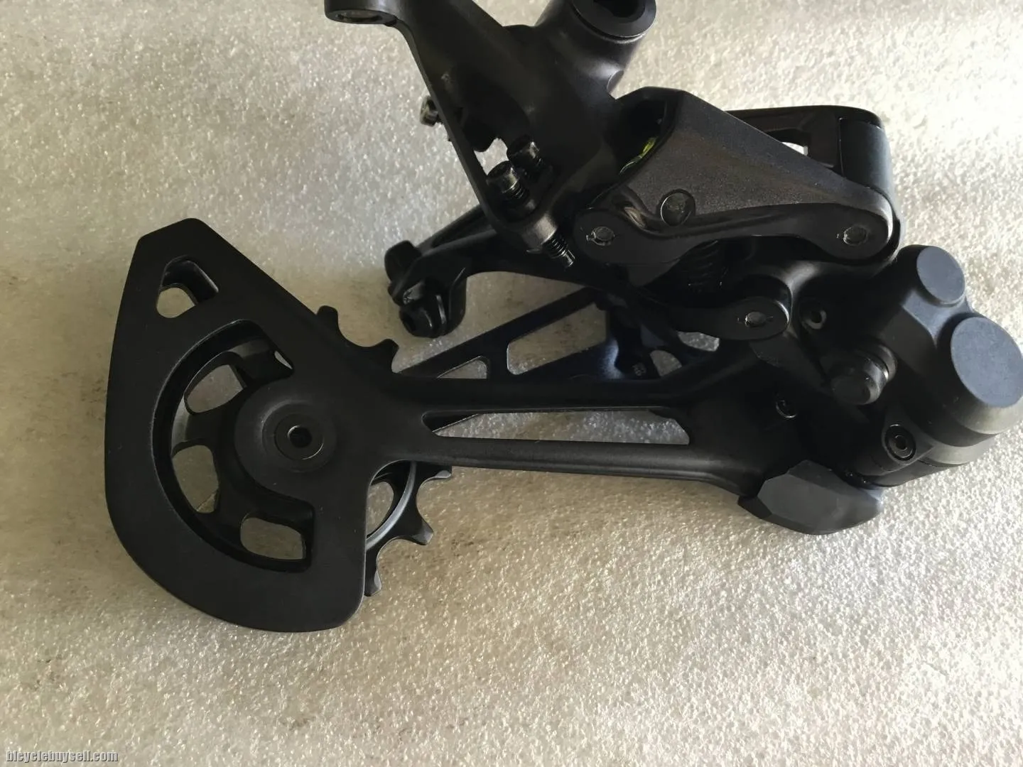 Shimano Deore XT M8100 Rear Deraileur | 12speed @ free pos