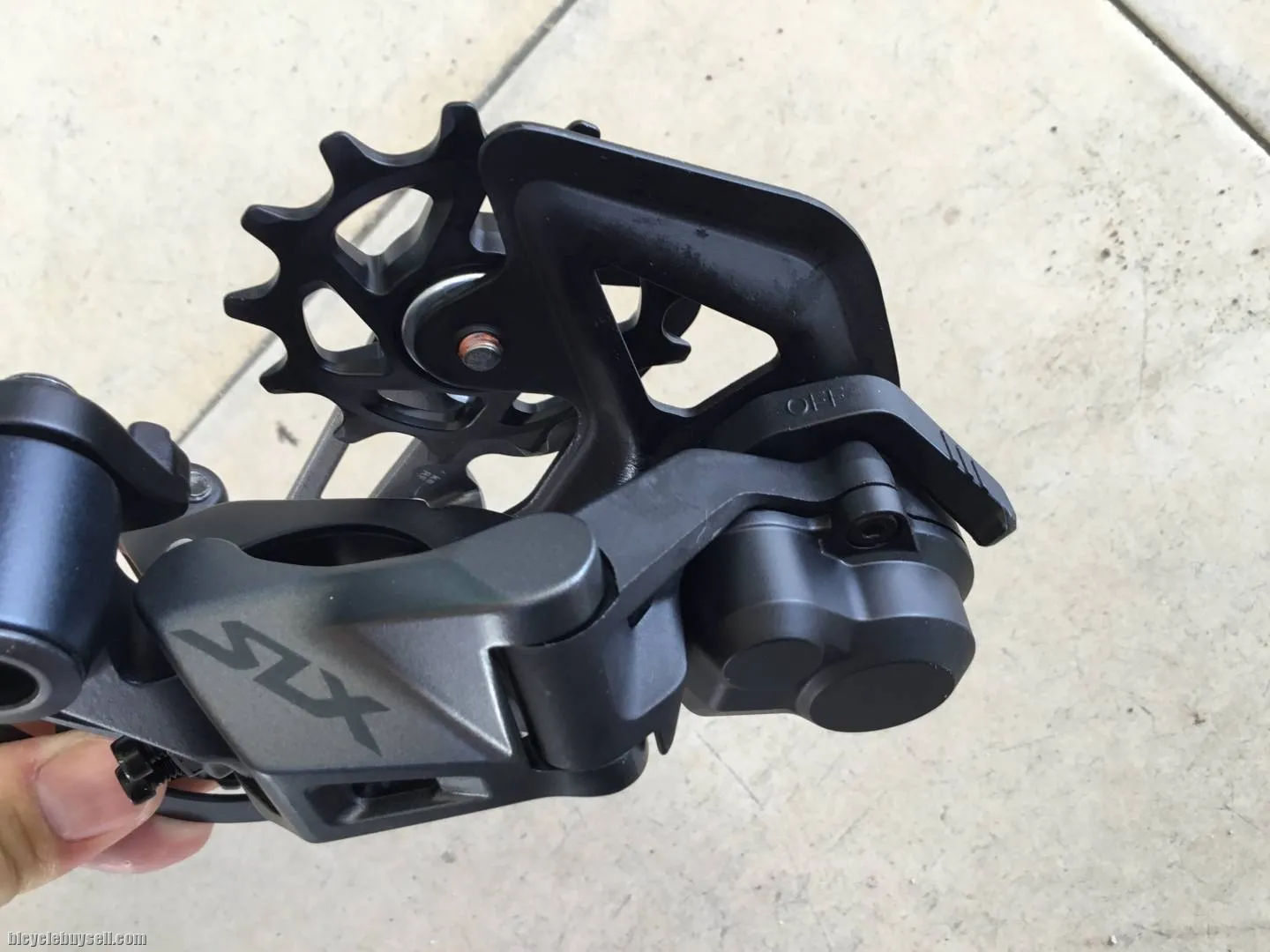 Shimano SLX M7100 Rear Deraileur 52T/12speed - free courier