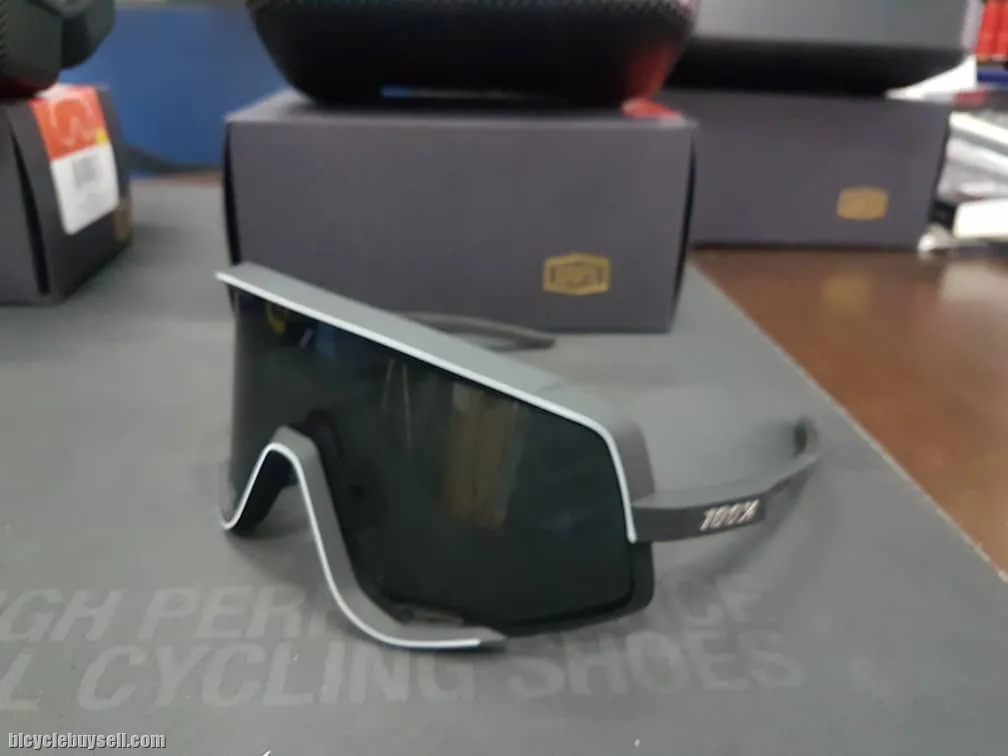 RIDE 100 Percent - Glendale (Brand New !!) 2023 (Promotion) Original !!