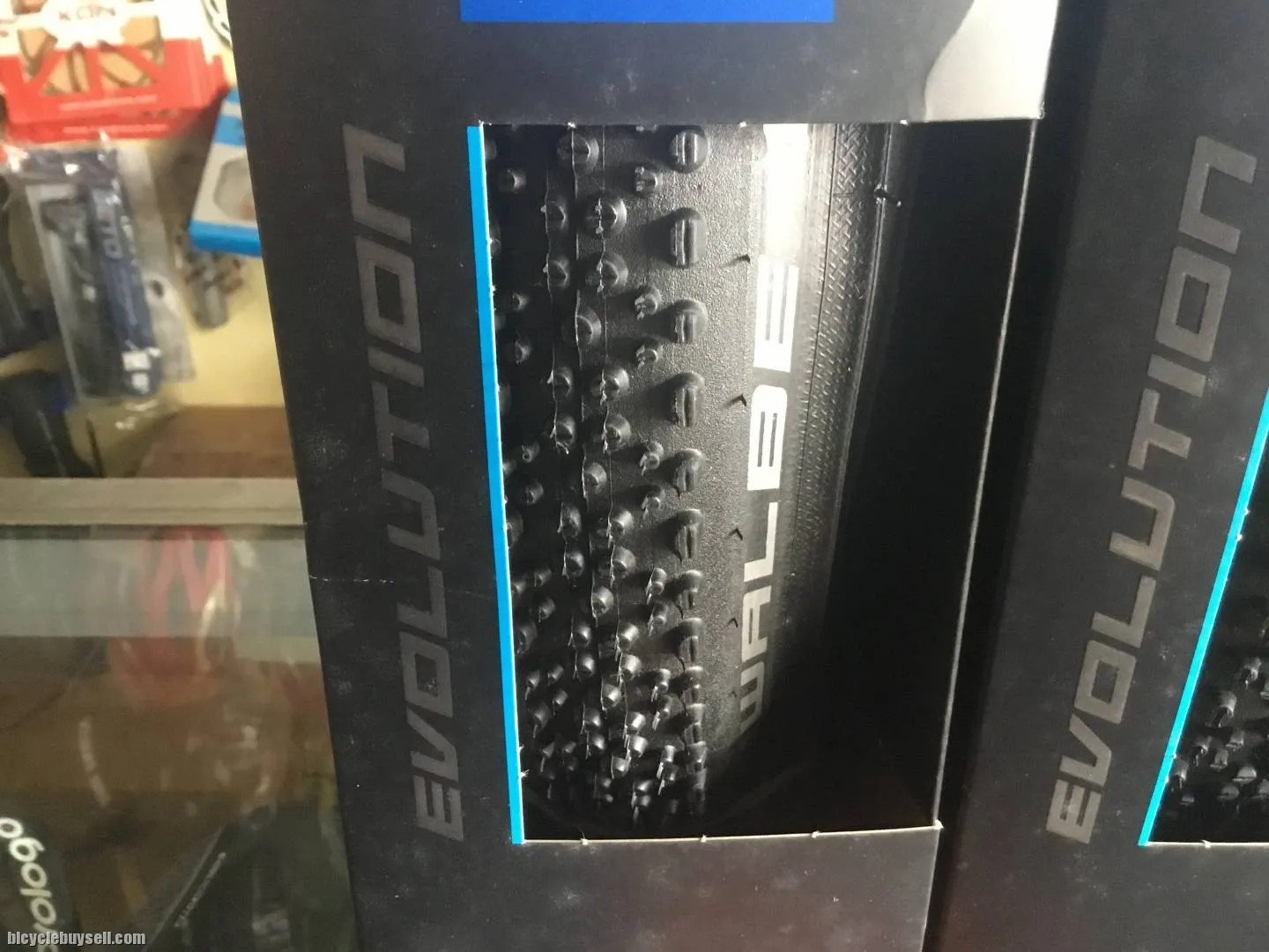 Schwalbe X-ONE AllRound 700x33c TubelessTire -1Pair (free pos w.m)