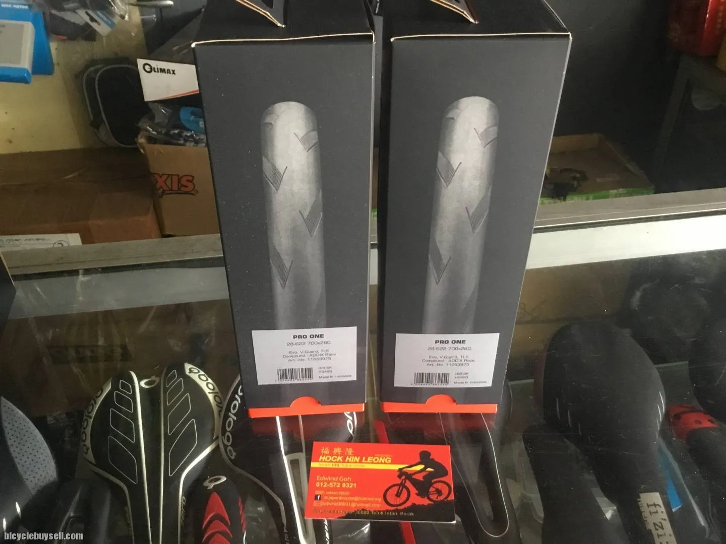Schwalbe Pro One Tubeless Tire 700x28c - 1Pair (free pos w.m)