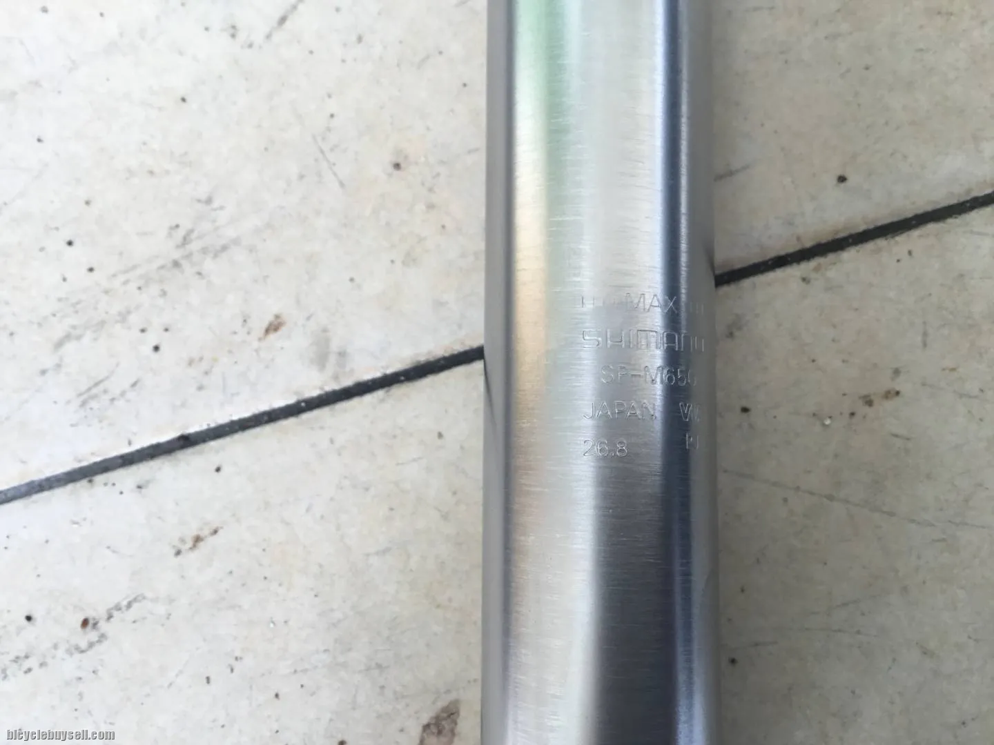 Shimano Deore DX Vintage Seatpost NOS 26.8/330L - free courier
