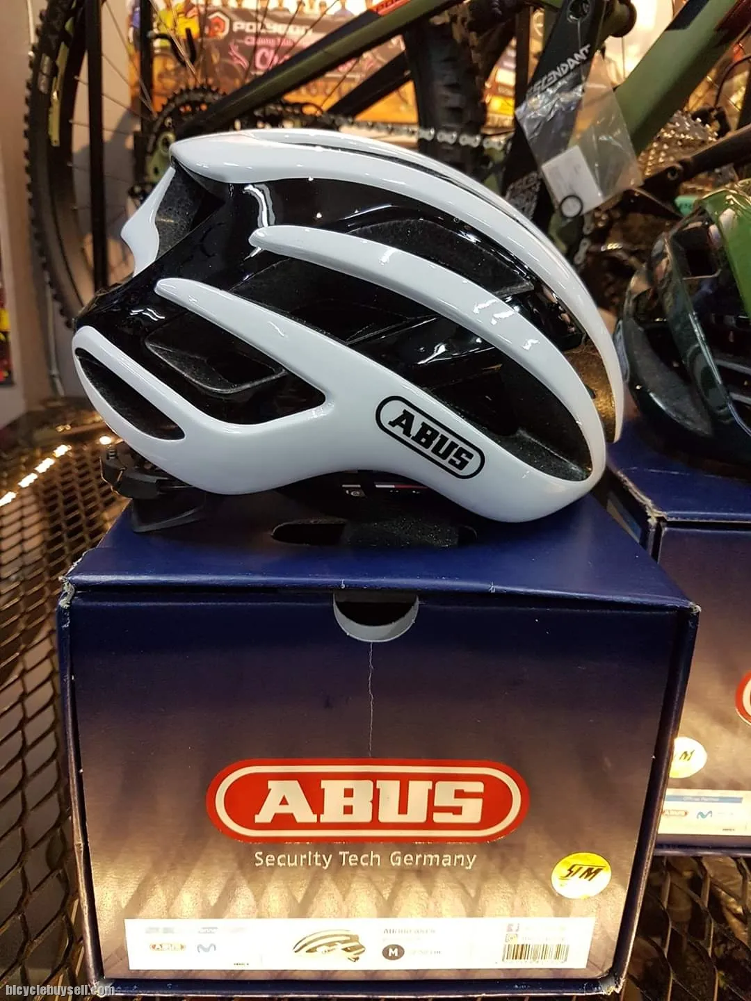 Abus AirBreaker -2023 - Helmet (Brand New !!!)