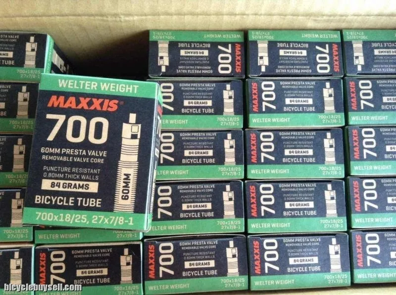 Maxxis Tubes 700 x 18/25c FV 60L Roadbike (Made In Taiwan)