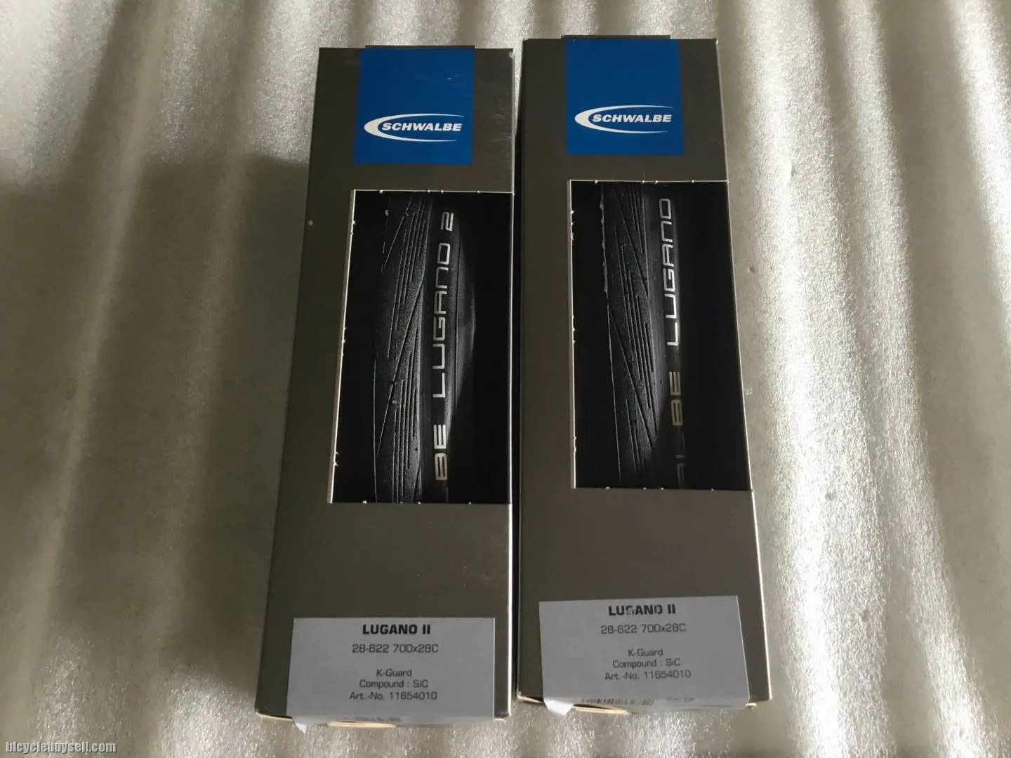 Schwalbe Lugano II Road Prefessional Tires 700/28c | 1pair @ free pos