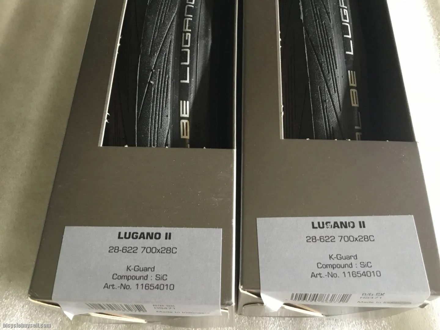 Schwalbe Lugano II Road Prefessional Tires 700/28c | 1pair @ free pos