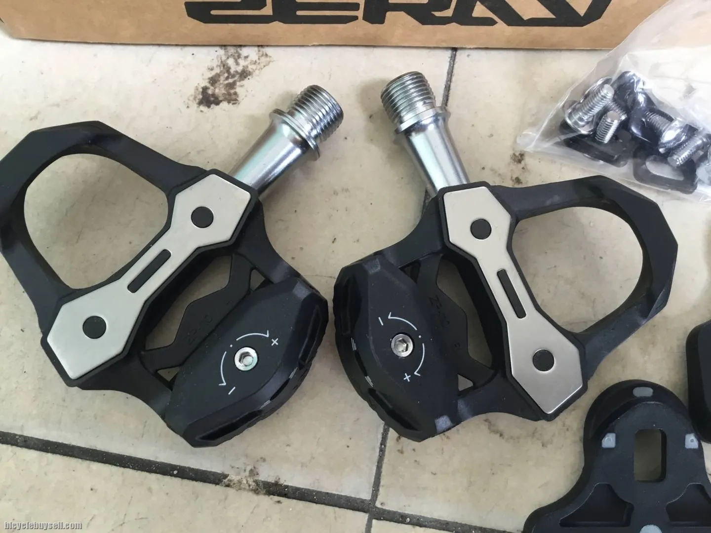 Zeray Carbon Road Clipless Pedal --  free courier