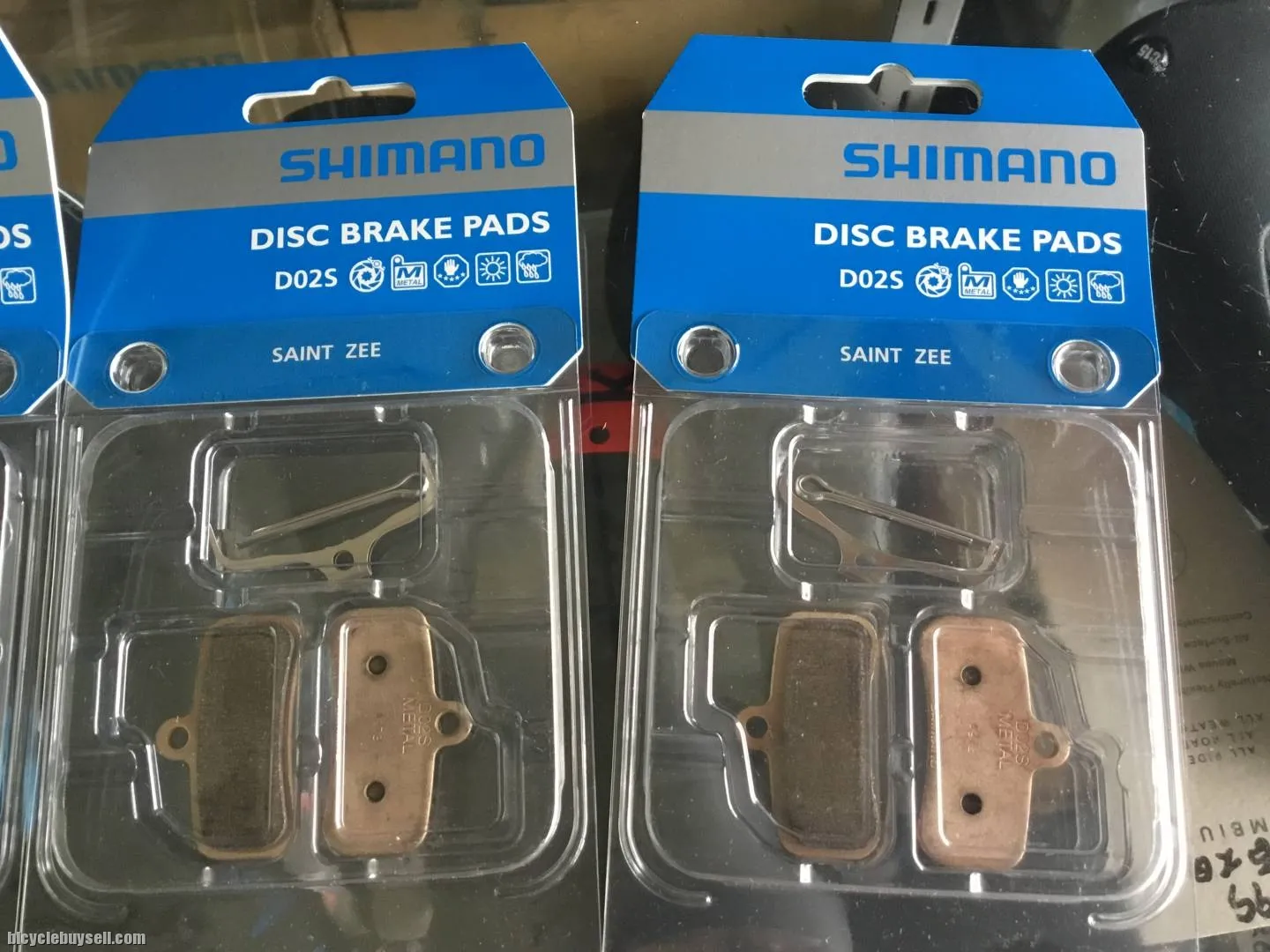 Shimano D02S Saint/Zee/M8120 4piston Metal Pad (free pos w.m)