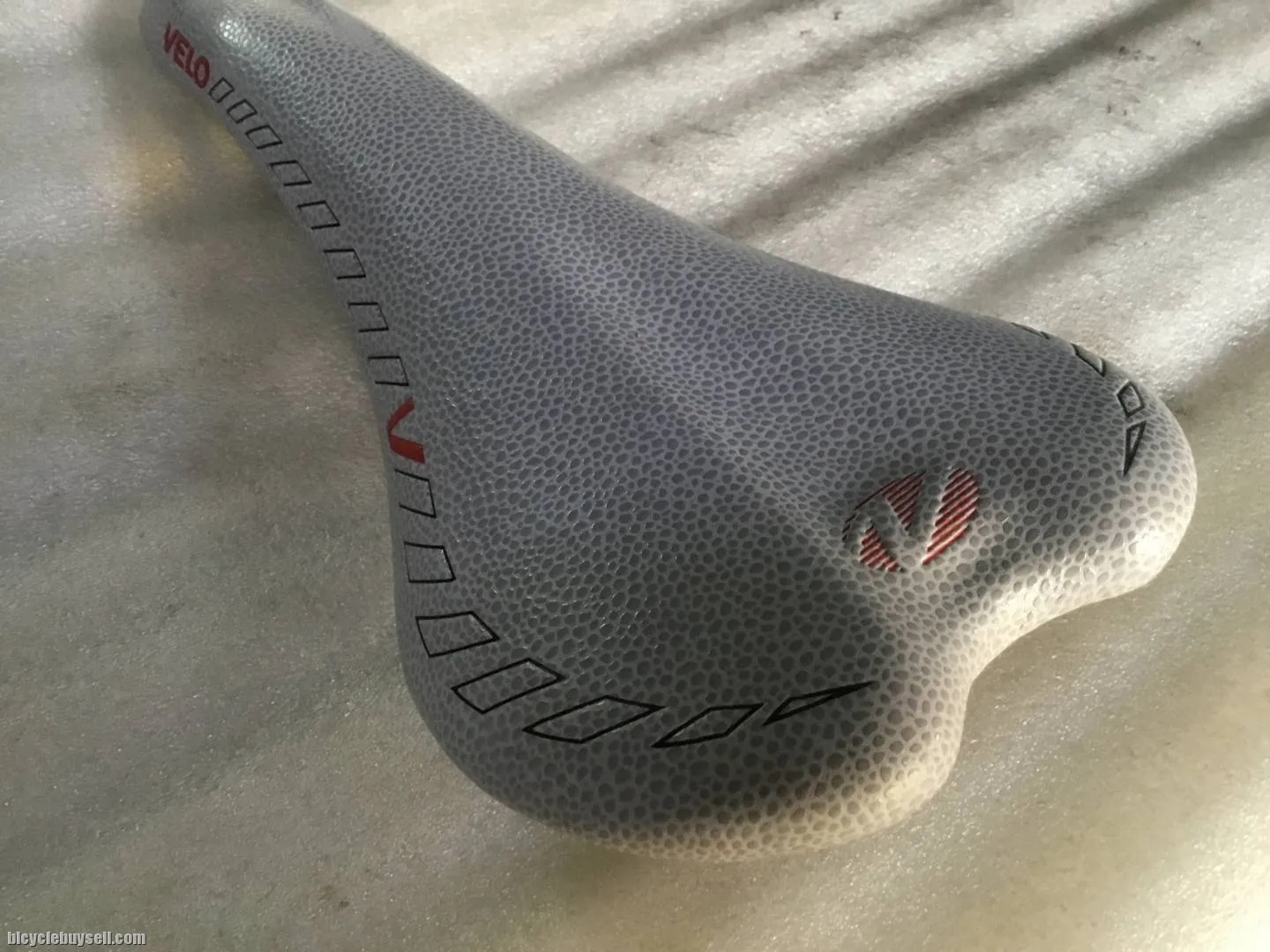 Velo Limited Edition Saddles | Titanium Rail @ free pos