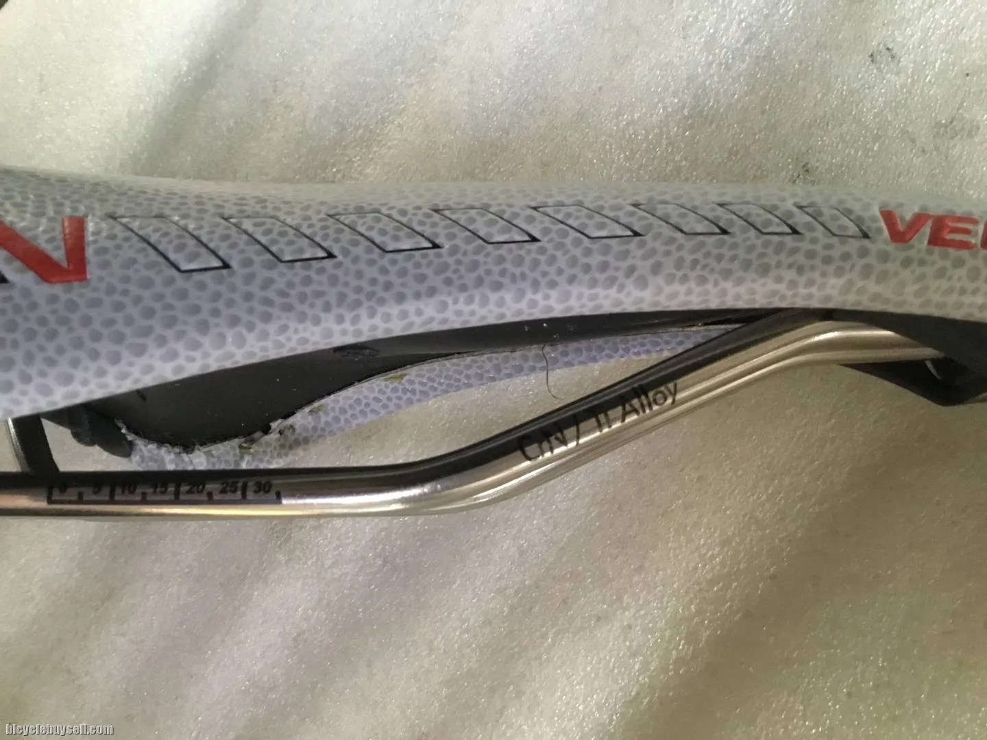 Velo Limited Edition Saddles | Titanium Rail @ free pos
