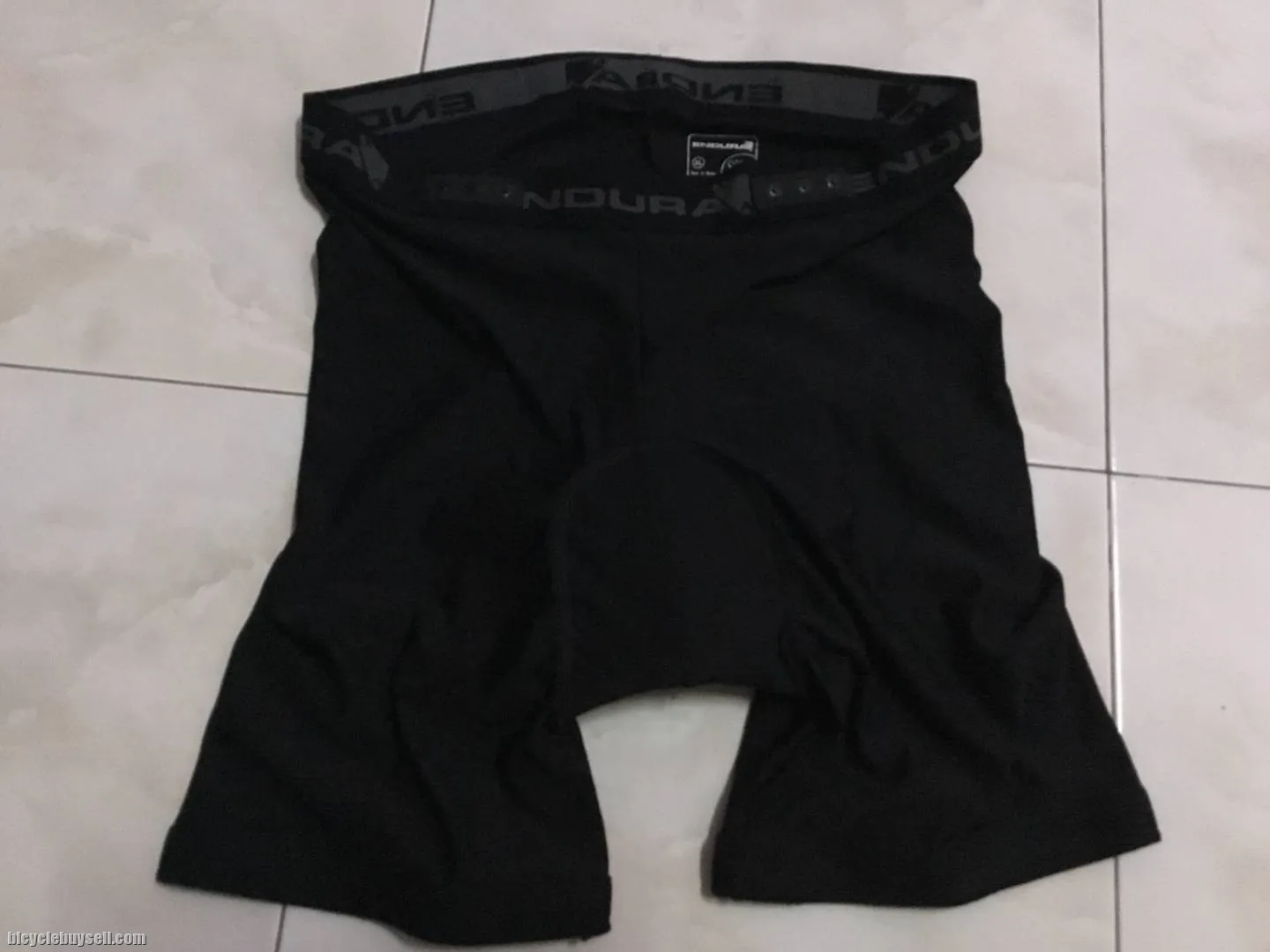 Endura Anti Bacterial Half Cycling Short | XL @ free pos