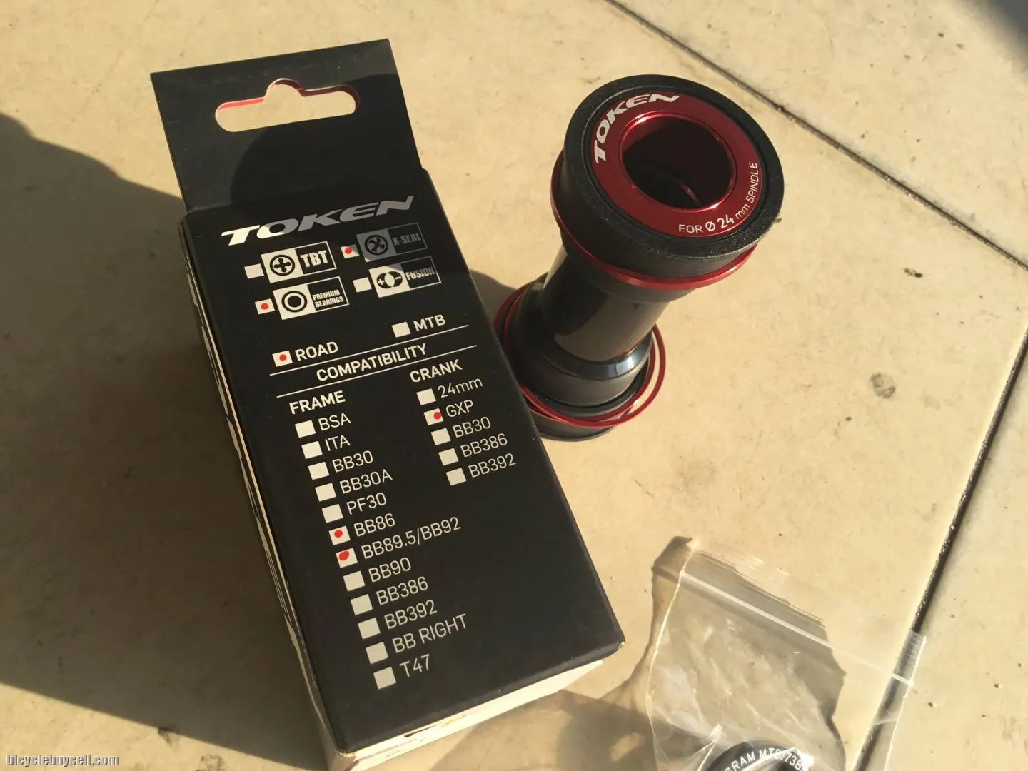 Token BB Pressfit 41mm / 86.5-92mm --  free courier