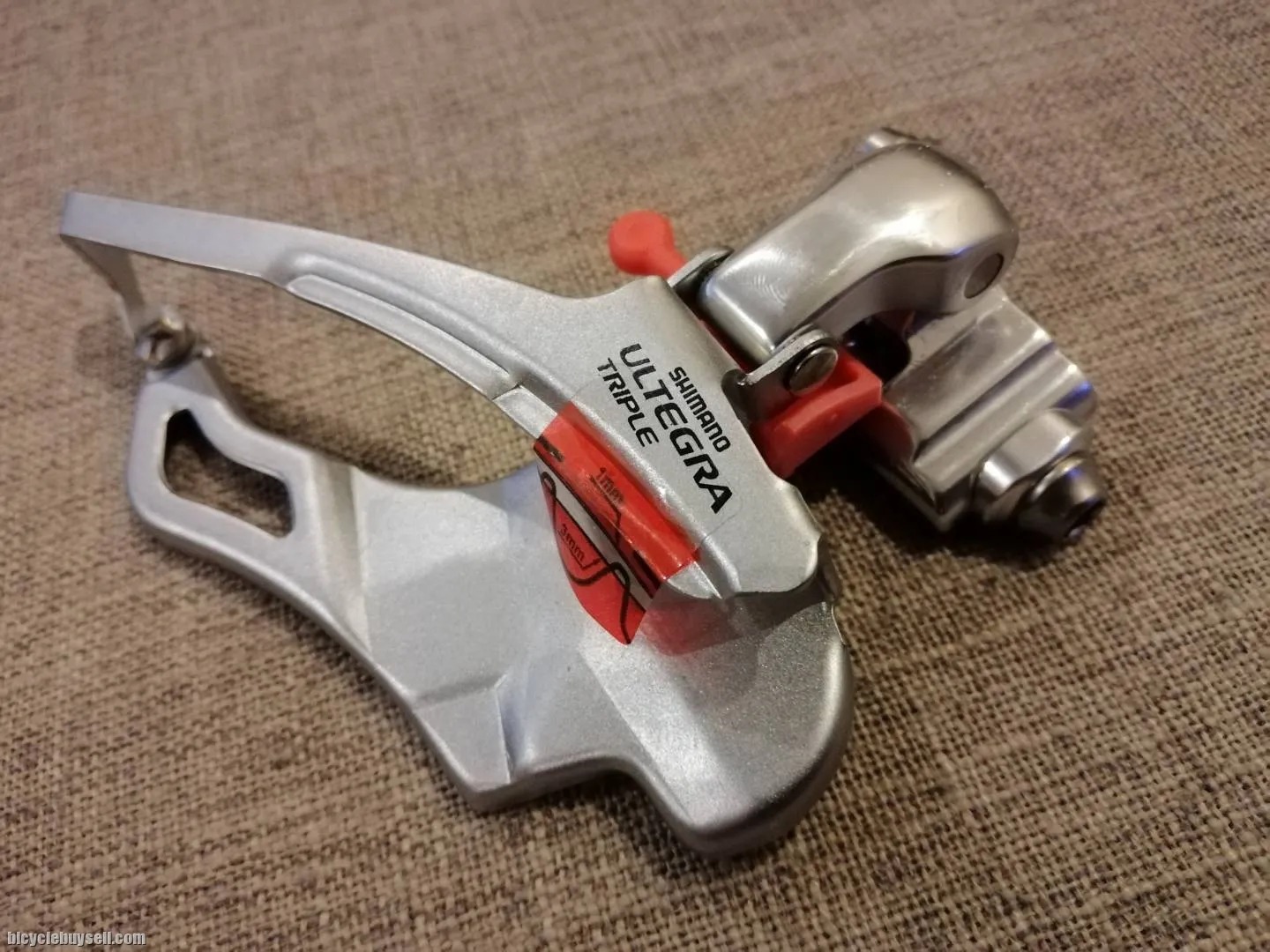 Shimano Ultegra FC- 6603 9-10 Speed Road Bicycle Triple Front Derailleur