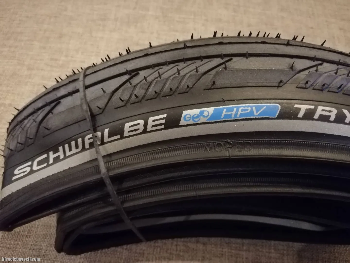 Schwalbe Tryker 20x1.5 406 Folding Tire With Tube