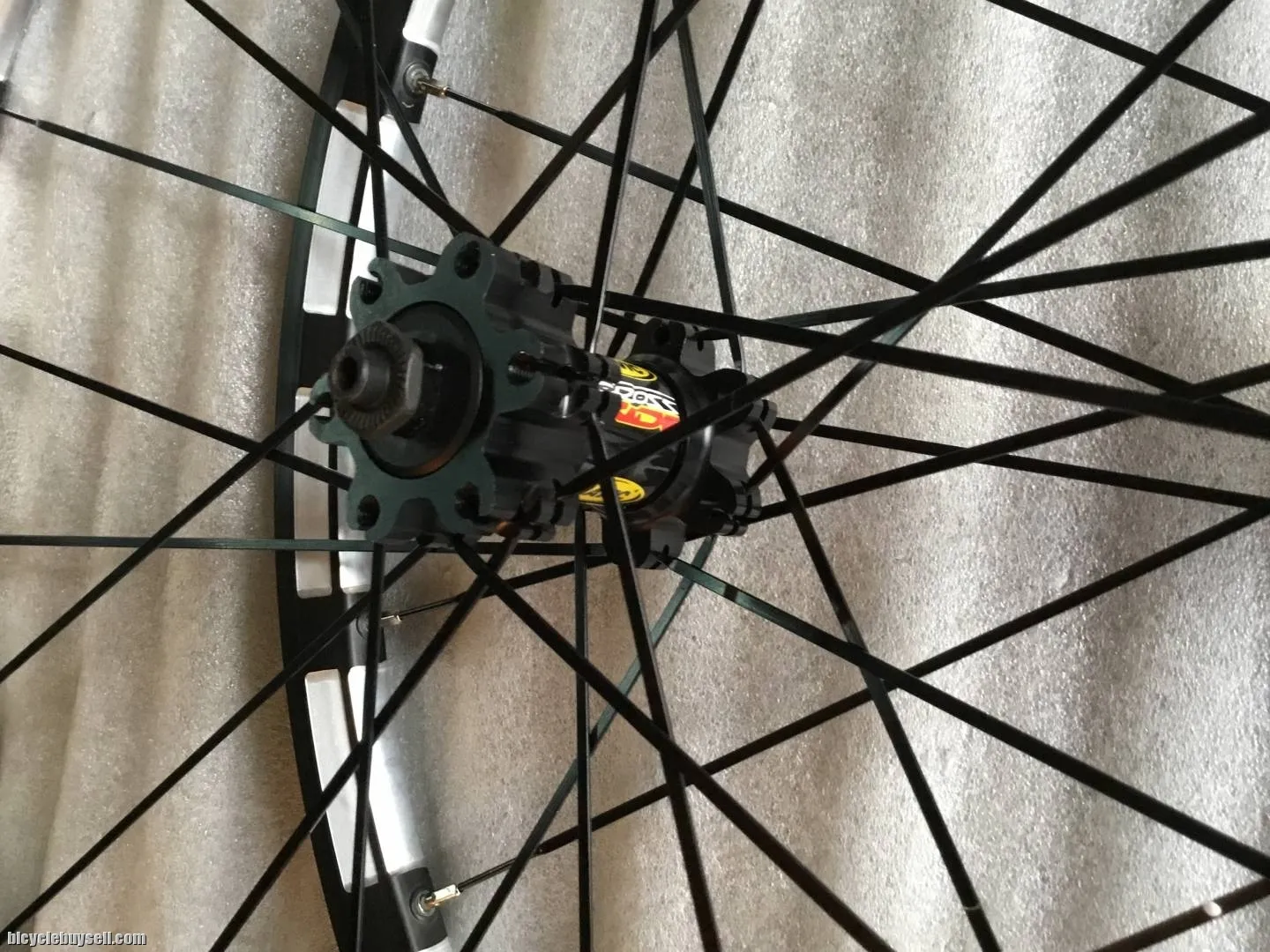 Mavic Cross Ride 29er Wheelset @ free pos