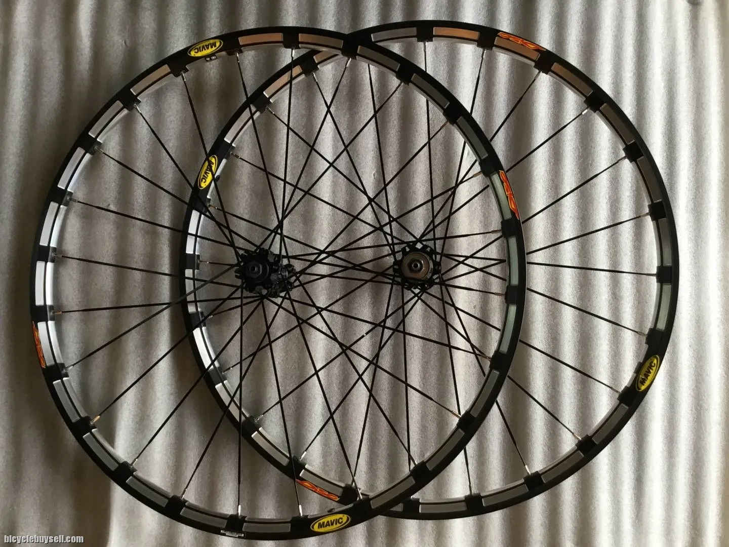 Mavic Cross Ride 29er Wheelset @ free pos