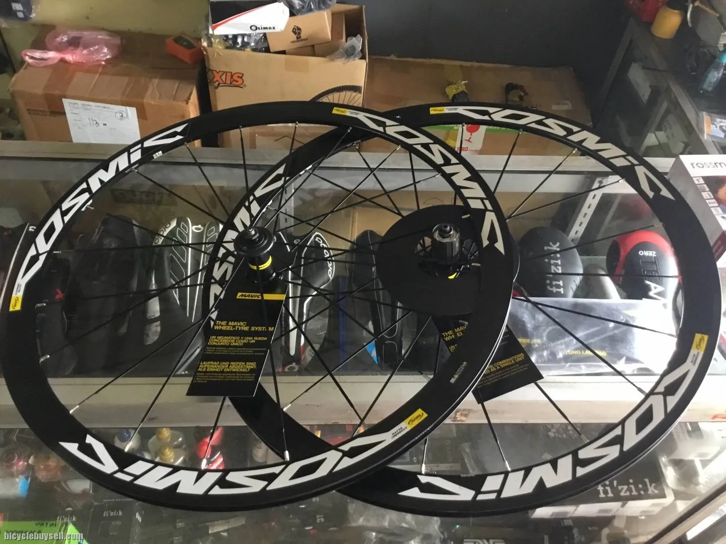 Mavic Cosmic Elite 40mm Wheelset / Romania Made - Performance Smooth  (free pos w.m)