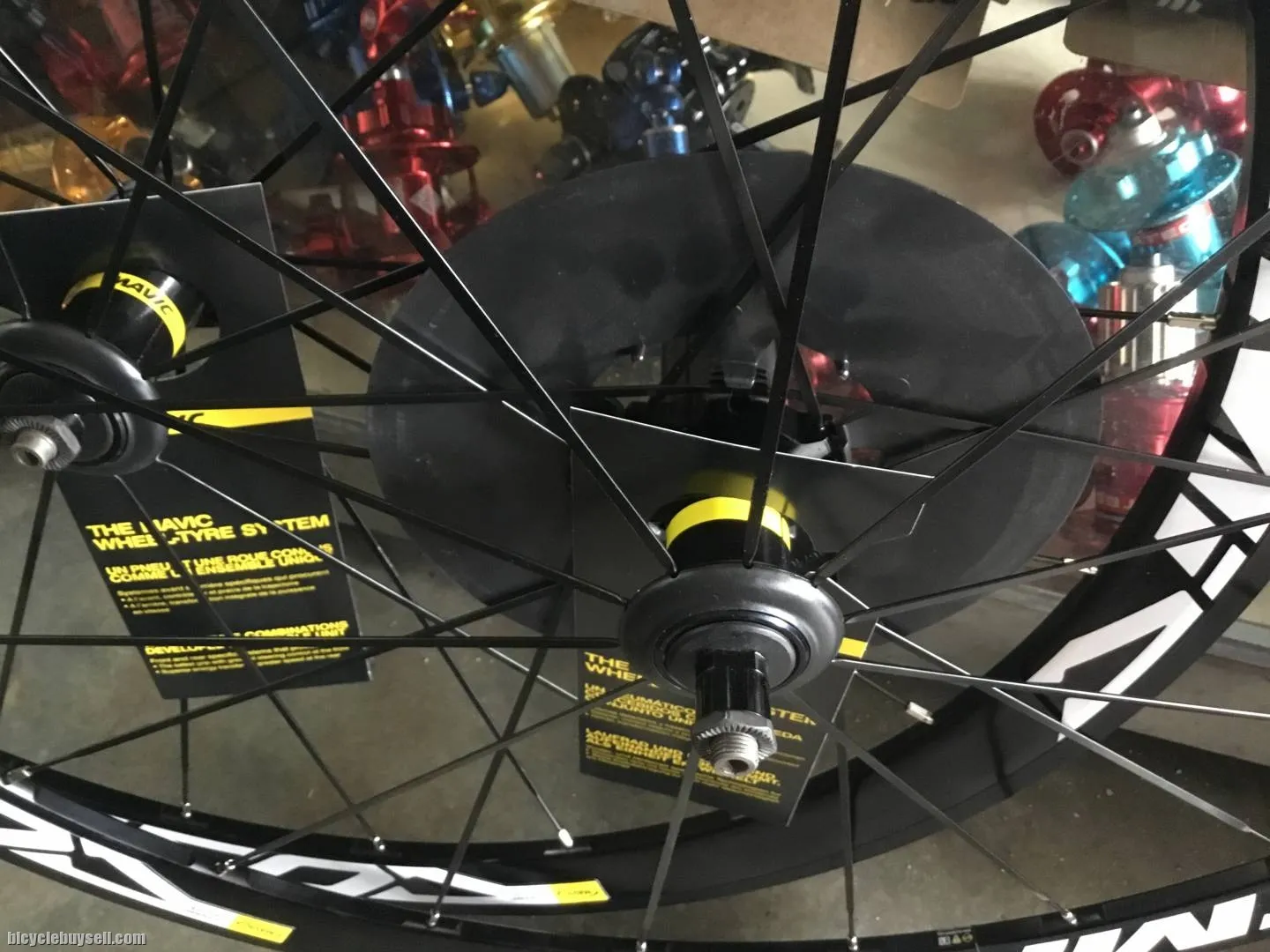 Mavic Cosmic Elite 40mm Wheelset / Romania Made - Performance Smooth  (free pos w.m)
